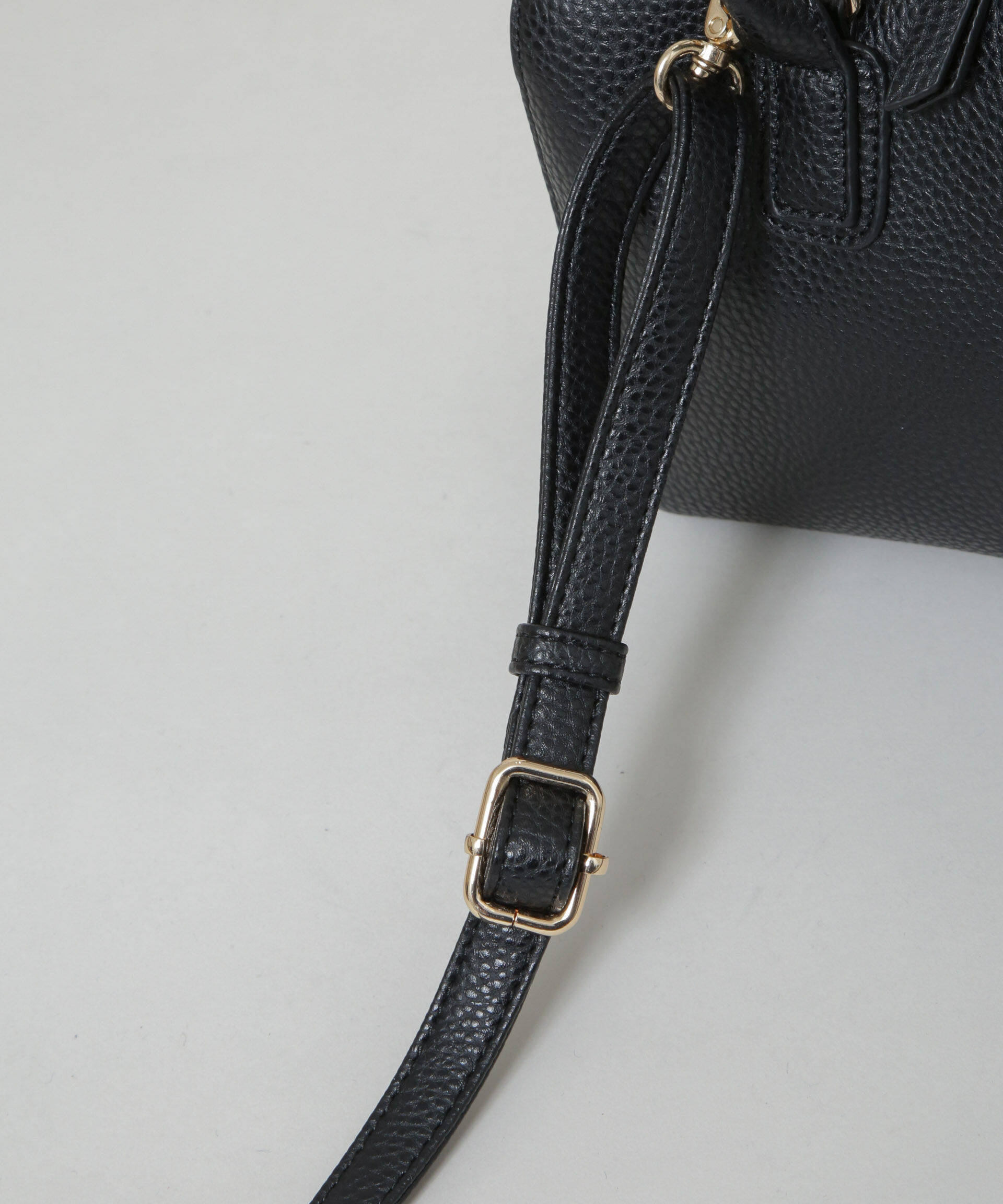 nano･universe「2wayショルダースクエアミニボストンバッグ」|ショルダー・メッセンジャー|