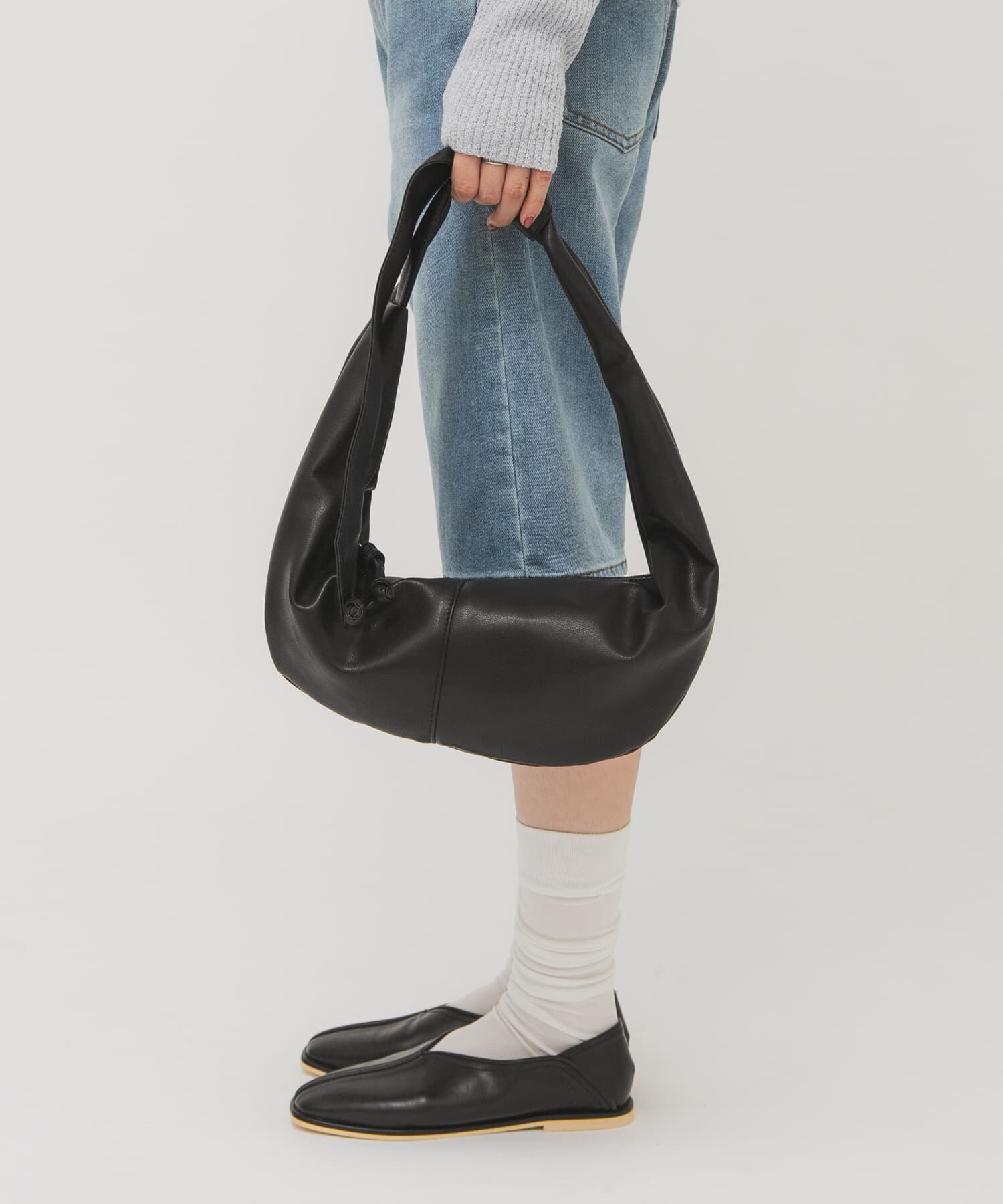  「ソフトイージーラウンドショルダーBAG」|ショルダー・メッセンジャー|ブラック