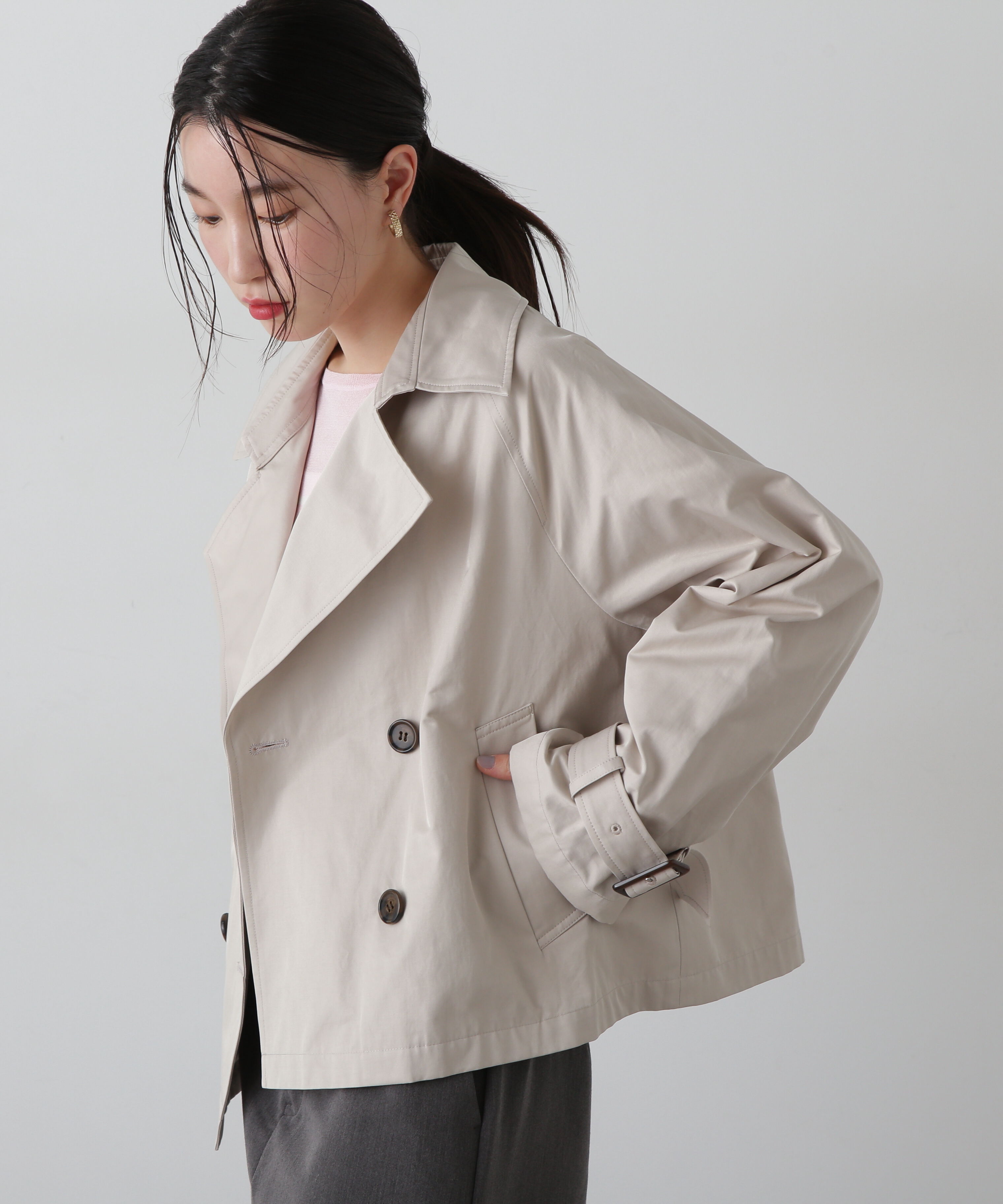  「袖バックルショートトレンチコート」|その他|