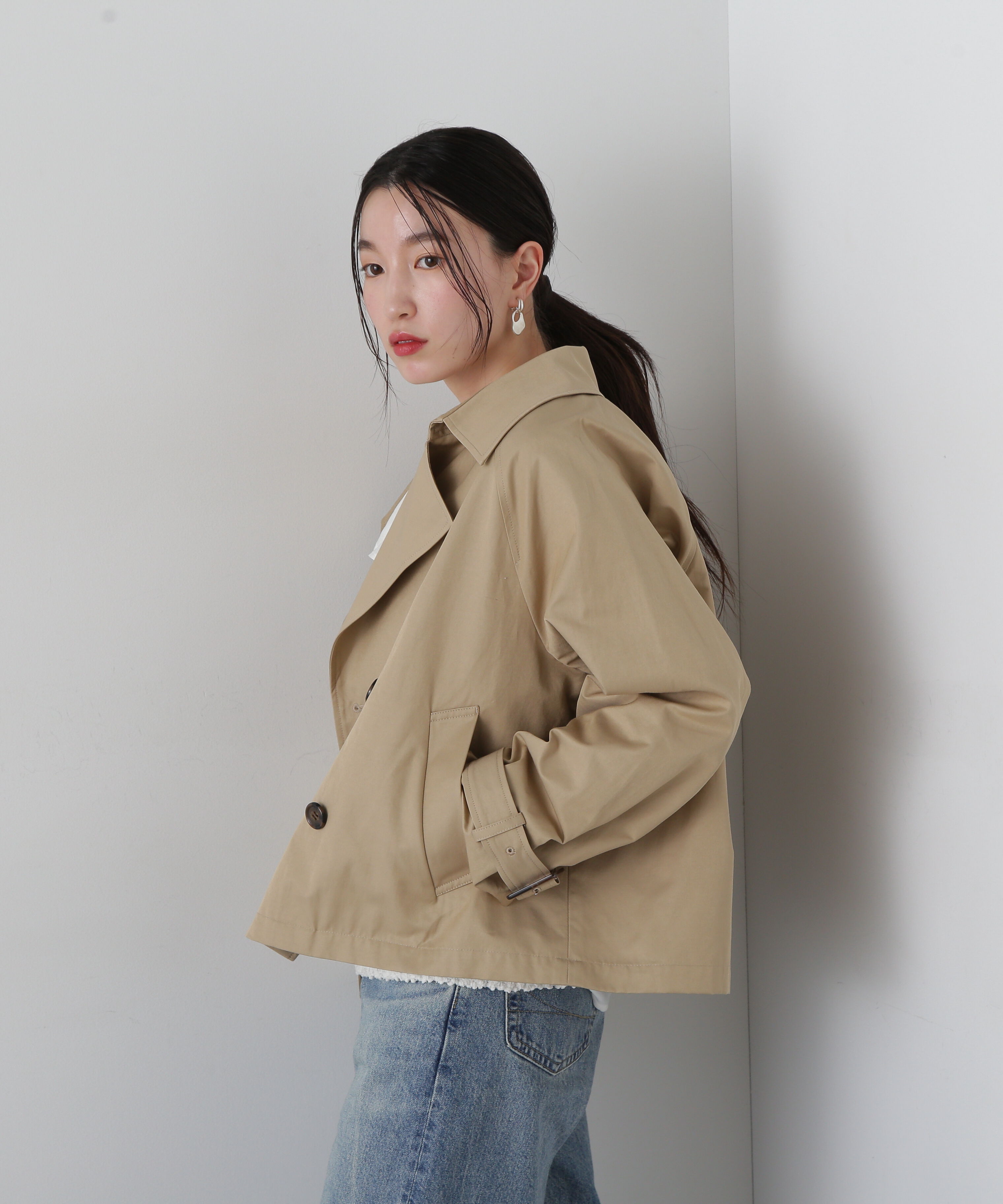  「袖バックルショートトレンチコート」|その他|