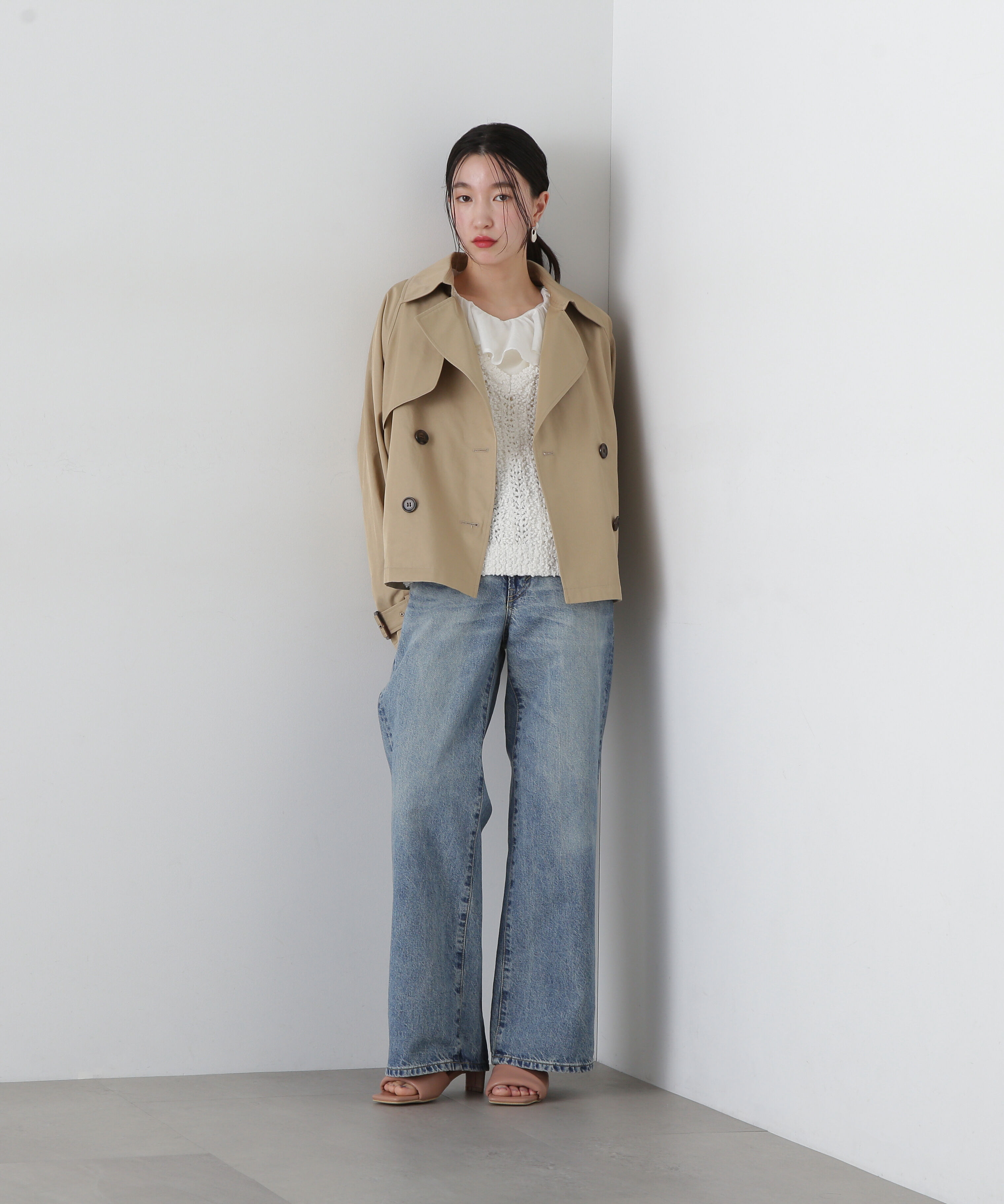  「袖バックルショートトレンチコート」|その他|