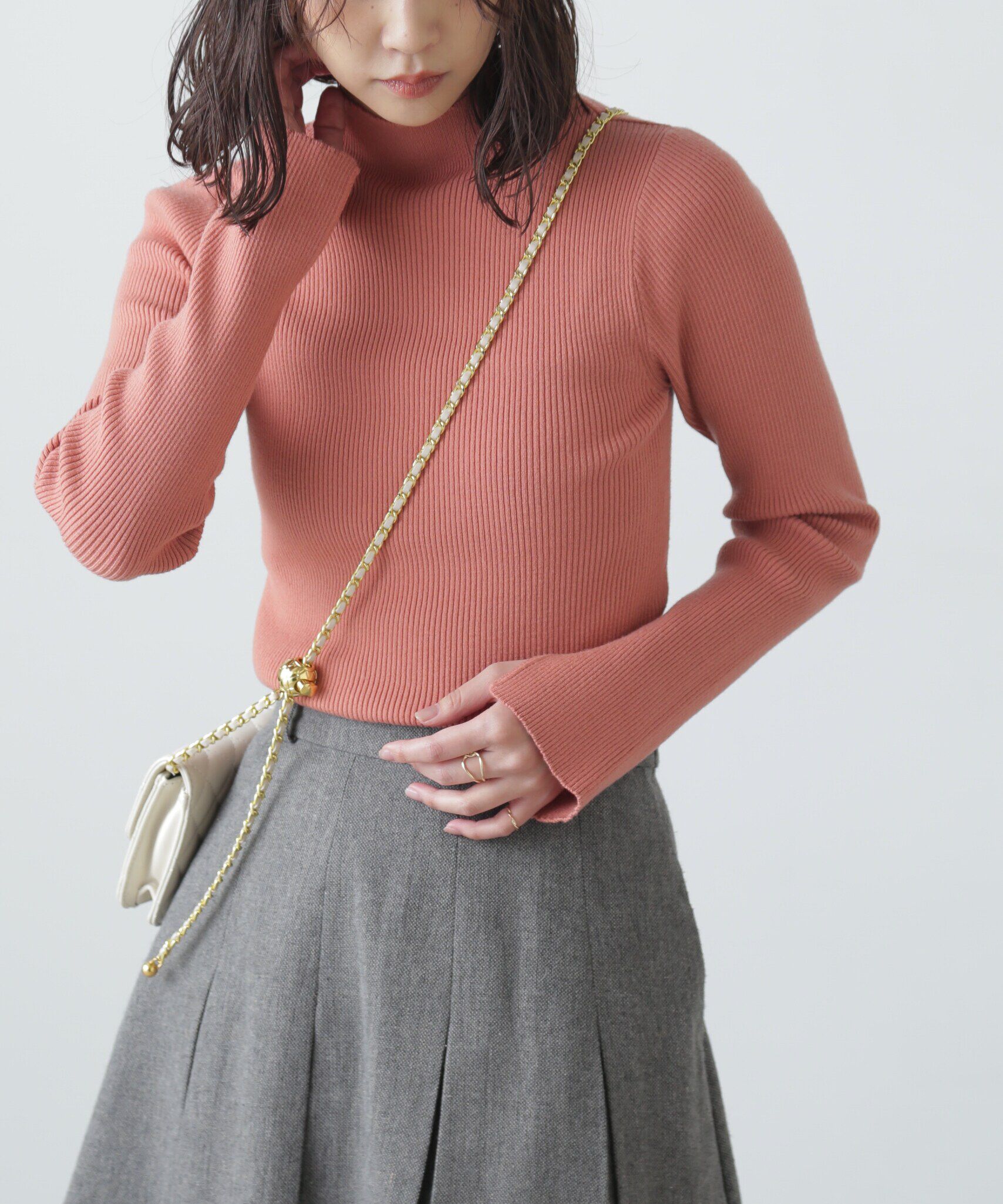  「〈洗える〉マシンウォッシャブルボトルネックリブニット」|ニット・セーター|