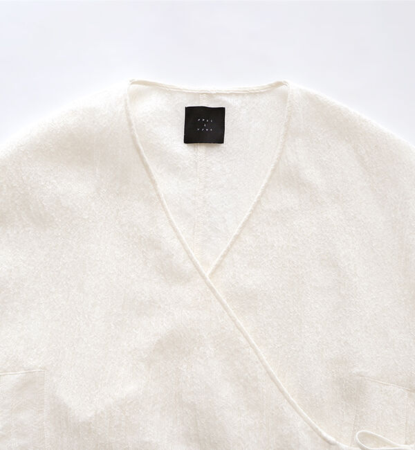 オオカミとフクロウ「フクロウと湖畔に映るわたしと&ldquo;はおり&rdquo;」|その他|