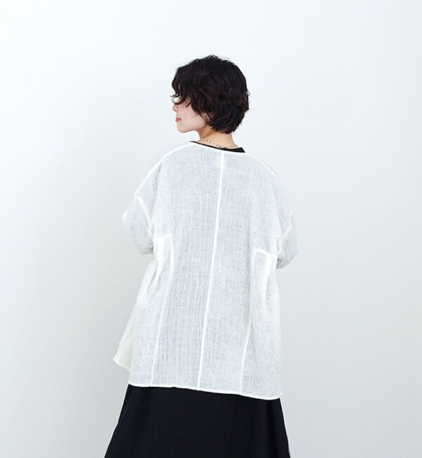 オオカミとフクロウ「フクロウと湖畔に映るわたしと&ldquo;はおり&rdquo;」|その他|