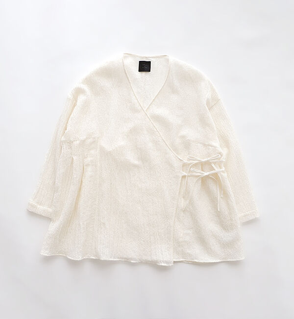 オオカミとフクロウ「フクロウと湖畔に映るわたしと&ldquo;はおり&rdquo;」|その他|