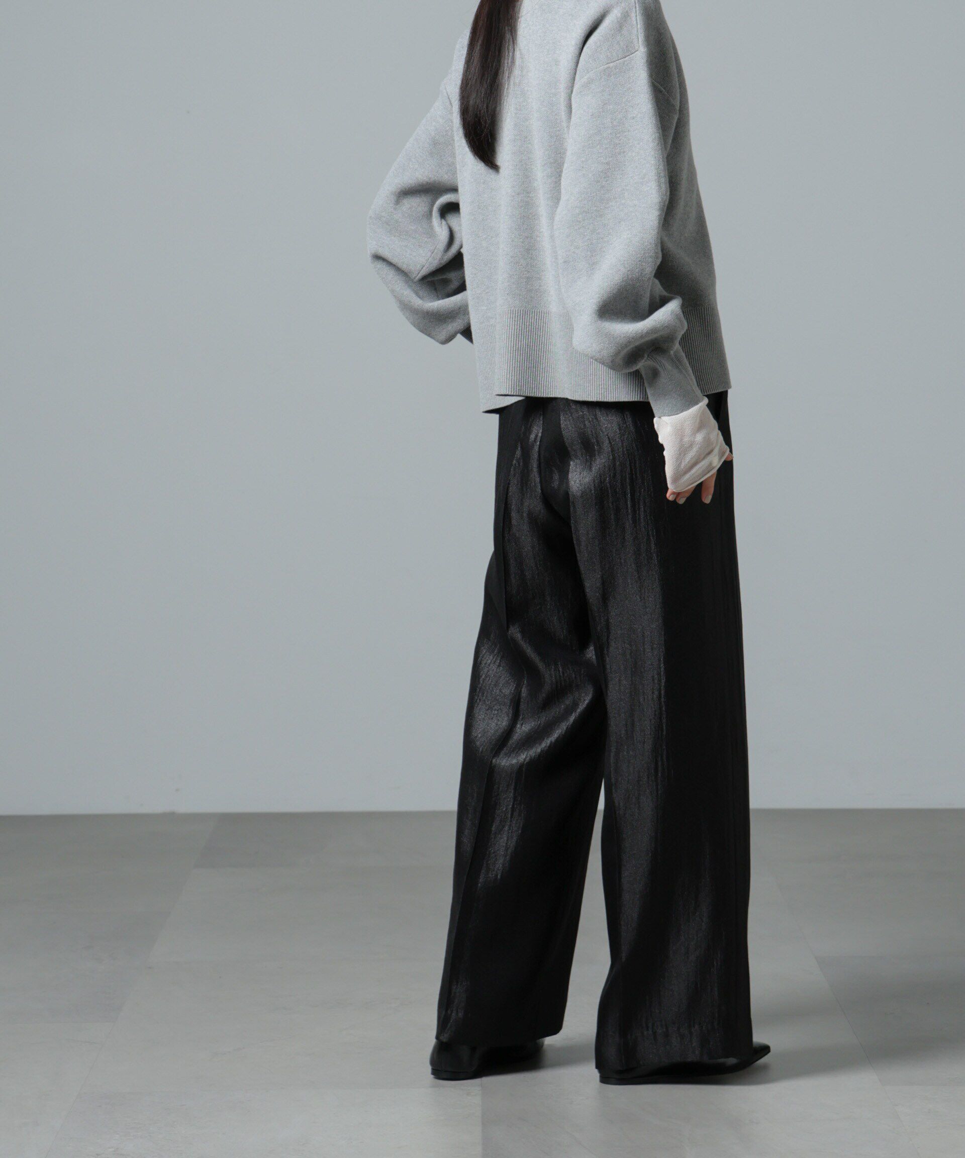 nano･universe「シャイニーサテンイージーパンツ」|チノ|