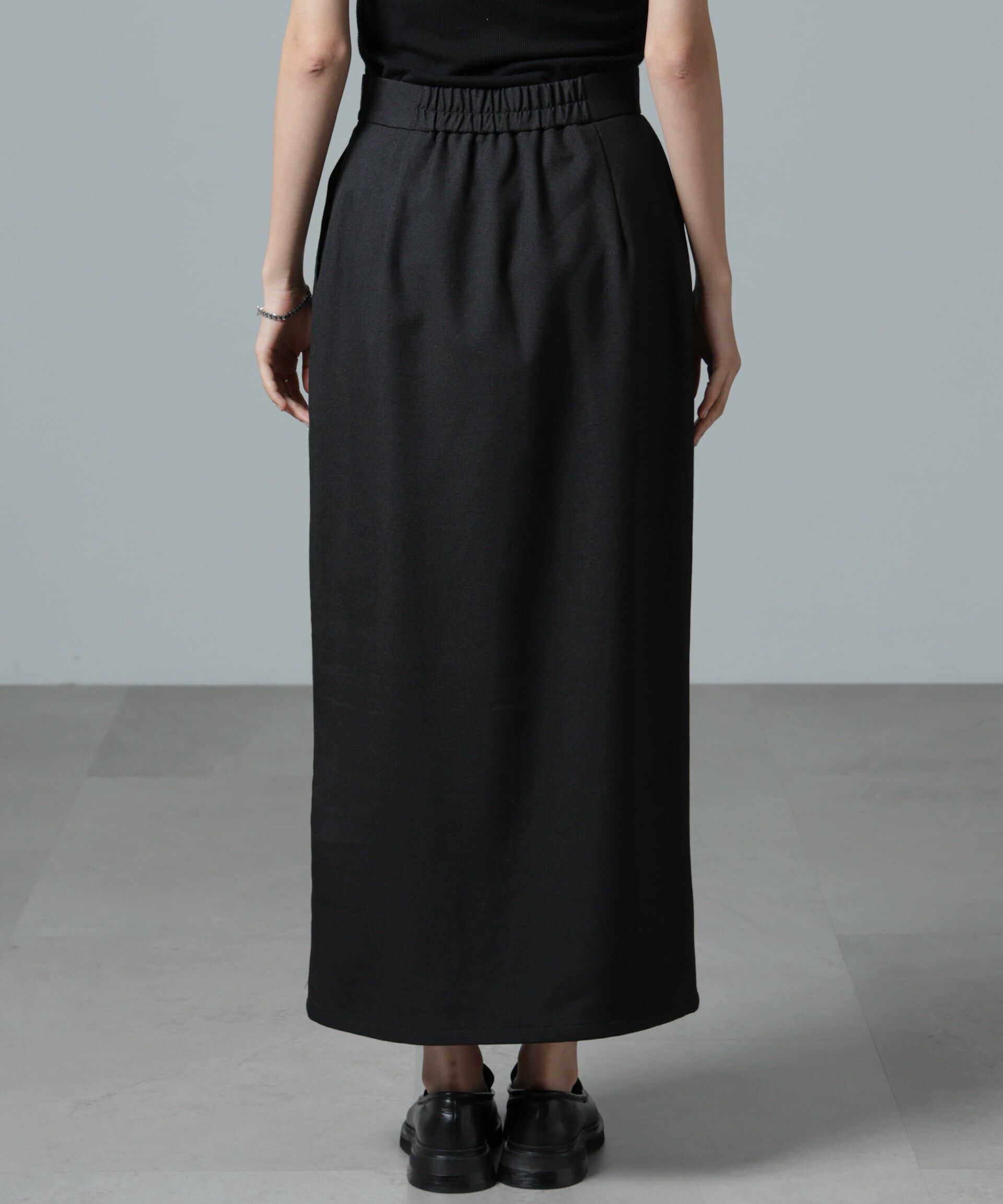 nano･universe「フロントスリットタイトナロースカート」|スカート|