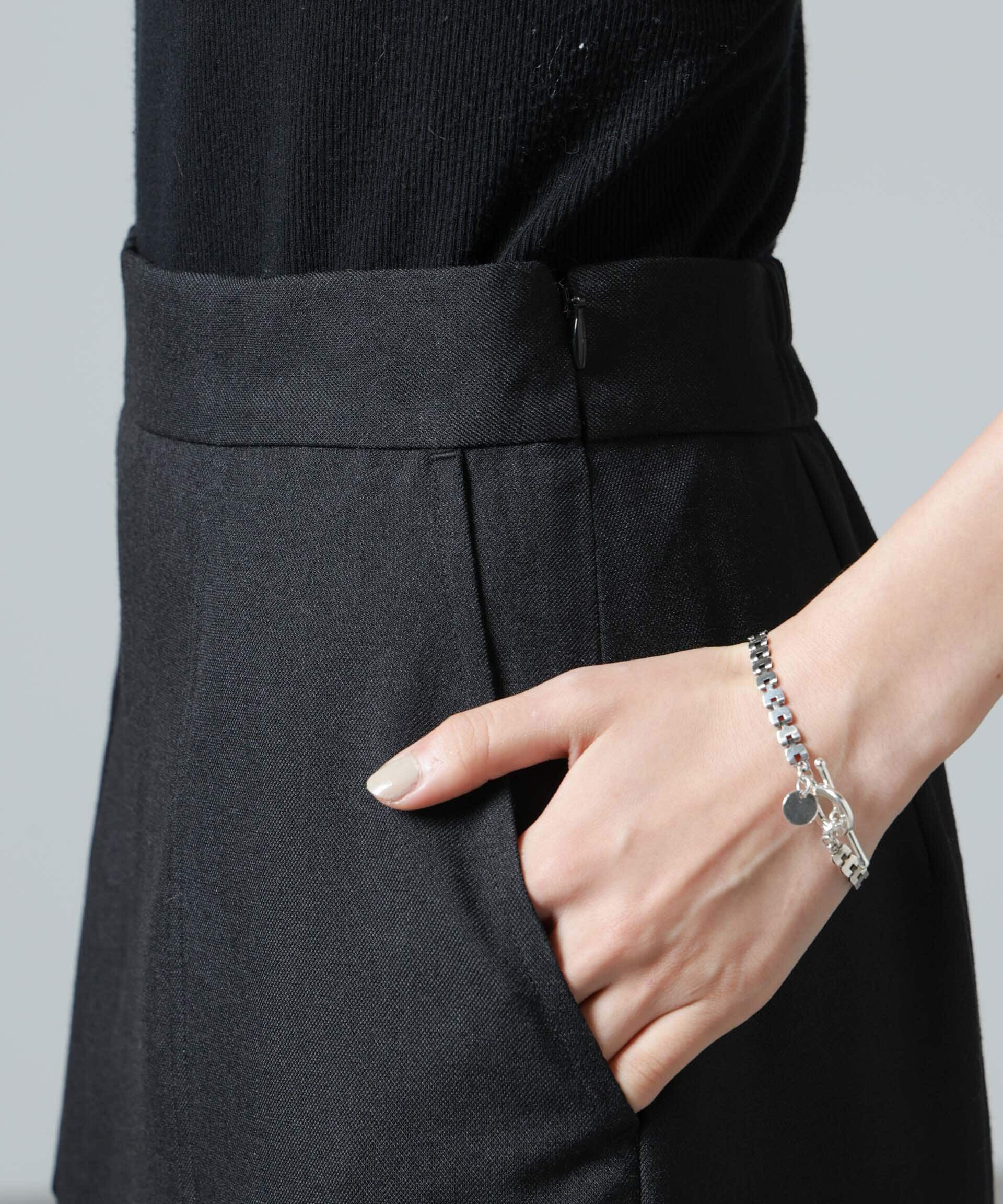 nano･universe「フロントスリットタイトナロースカート」|スカート|