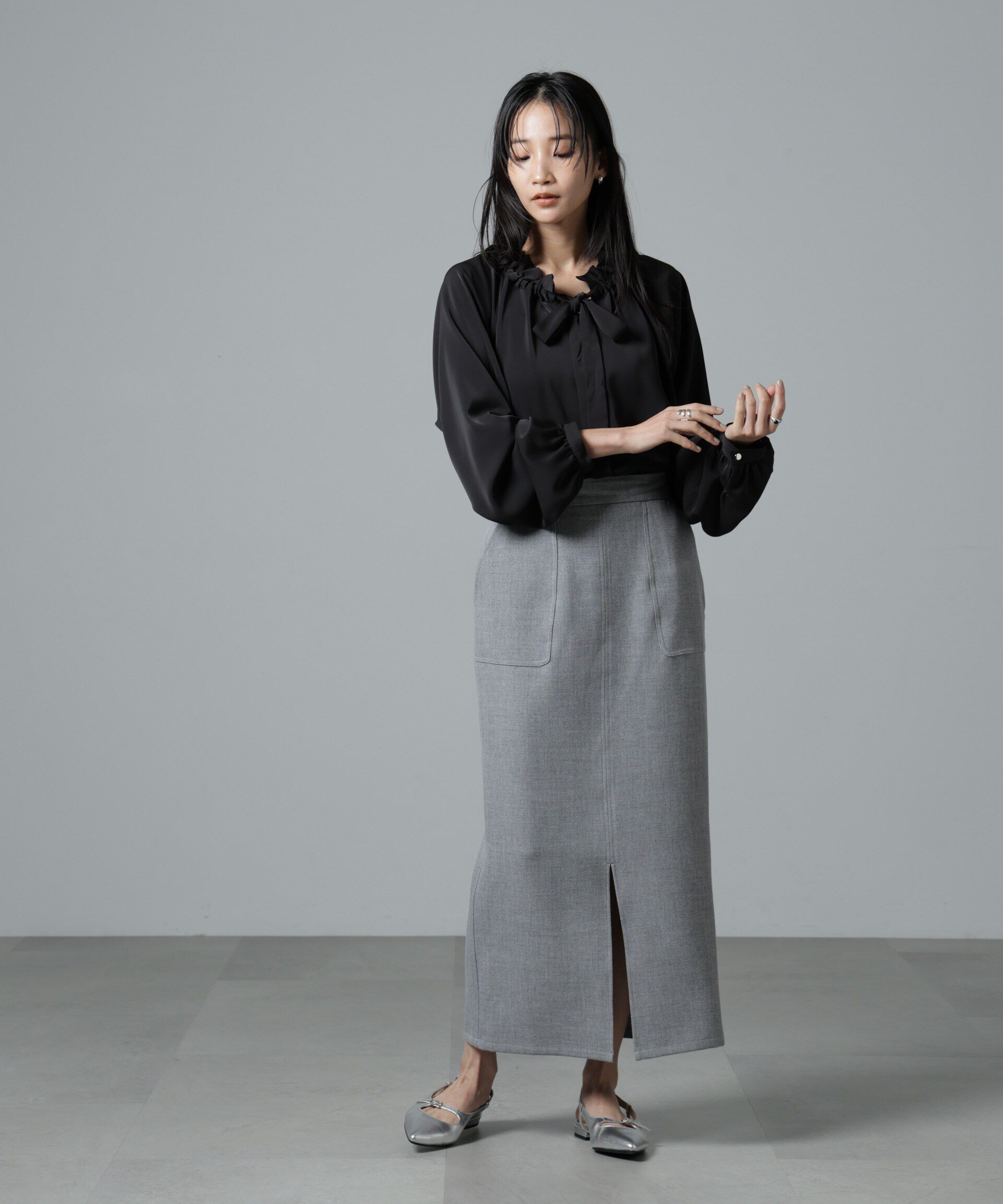 nano･universe「フロントスリットタイトナロースカート」|スカート|