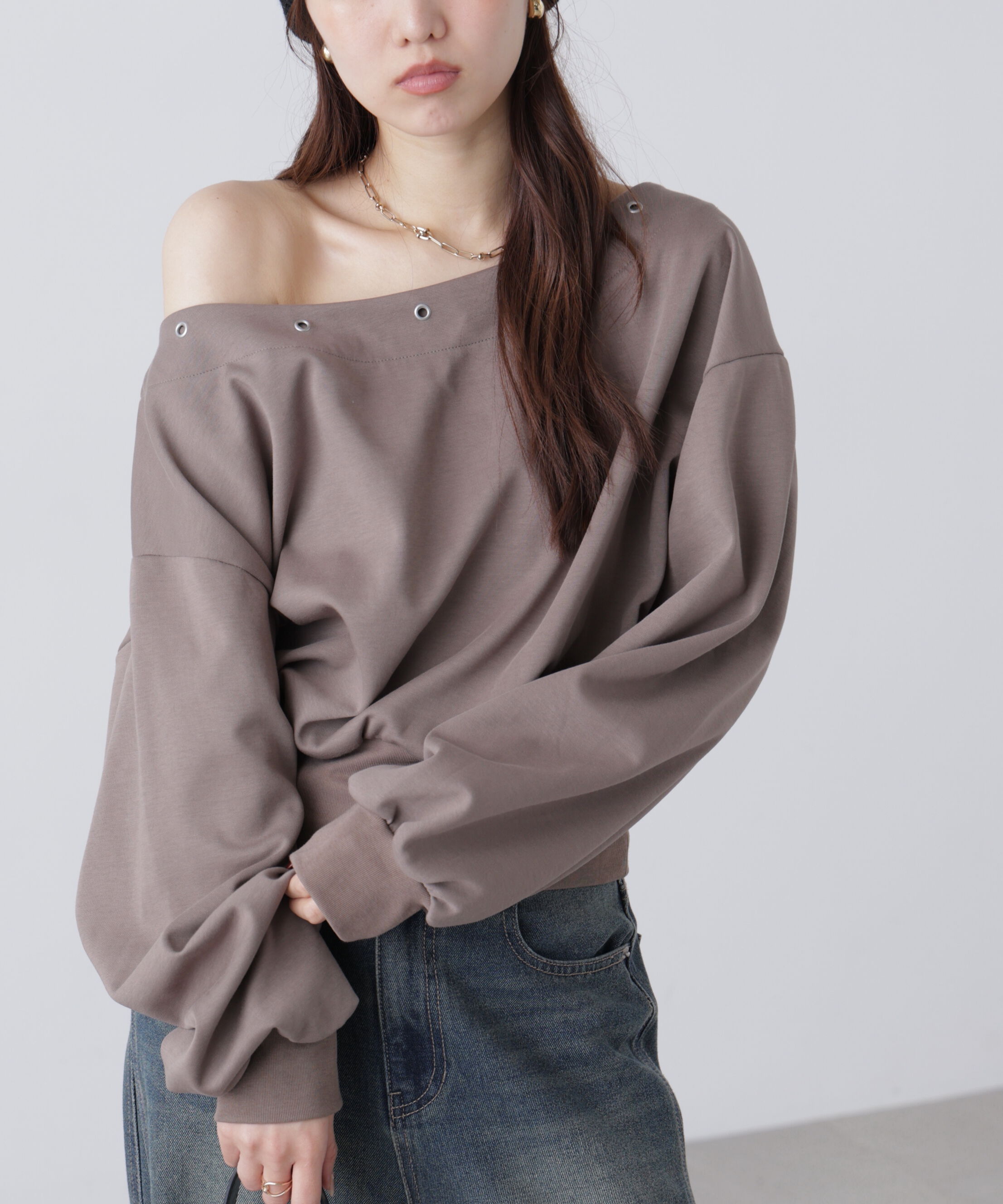  「ハトメオフショルスウェット」|Tシャツ・カットソー|