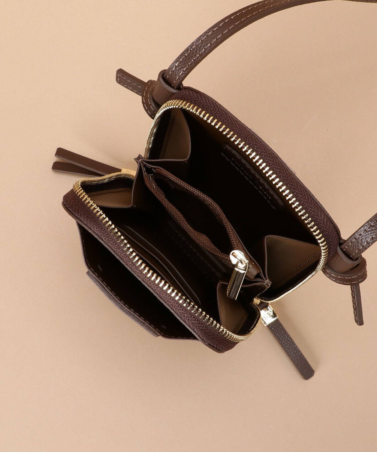 Samantha Thavasa「STオレール　スマホショルダー」|ショルダー・メッセンジャー|