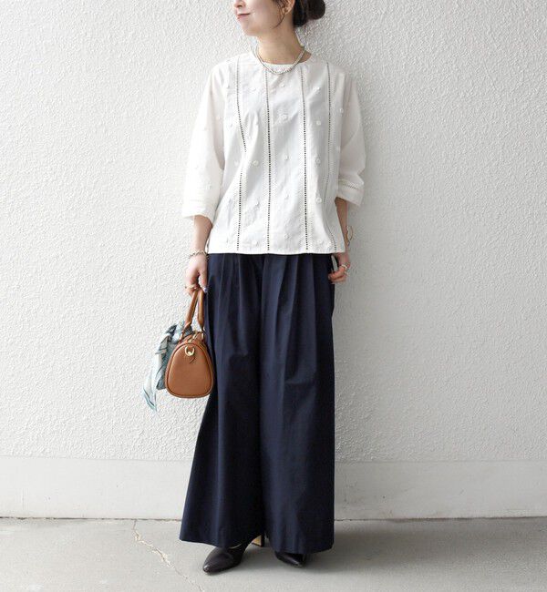 SHIPS any「【WEB限定】SHIPS any:〈洗濯機可能〉フラワー モチーフ ハシゴレース クルーネック ブラウス」|シャツ・ブラウス|