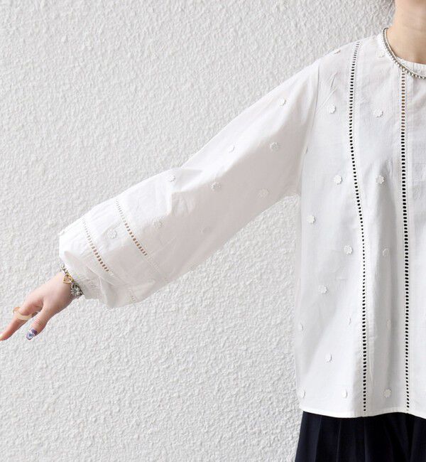 SHIPS any「【WEB限定】SHIPS any:〈洗濯機可能〉フラワー モチーフ ハシゴレース クルーネック ブラウス」|シャツ・ブラウス|