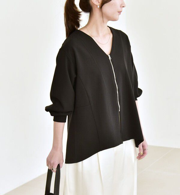 quaranciel「《予約》quaranciel:〈洗濯機可能〉カットジョーゼット Vネック ジップ カーディガン」|カーディガン|