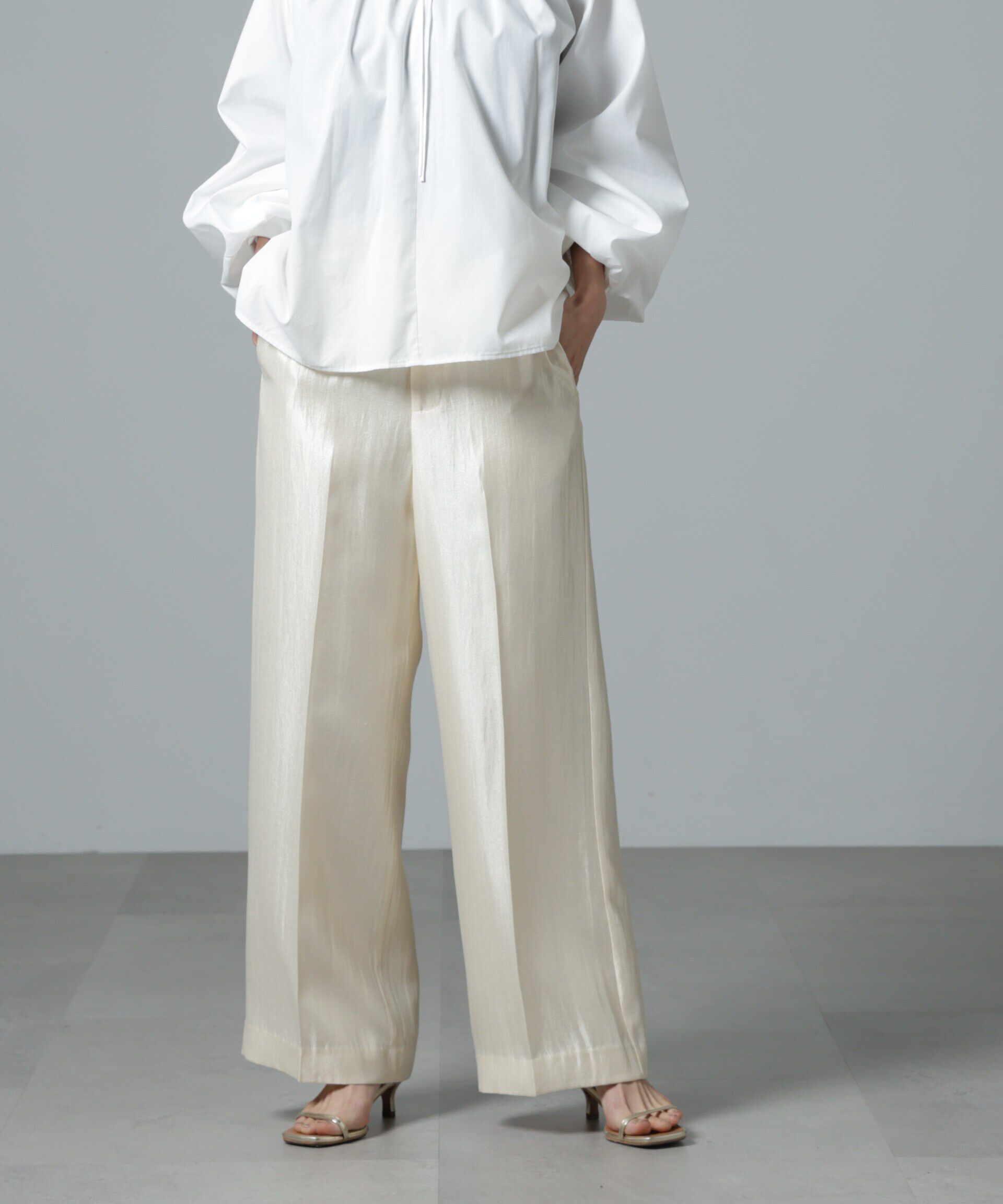 nano･universe「シャイニーサテンイージーパンツ」|チノ|