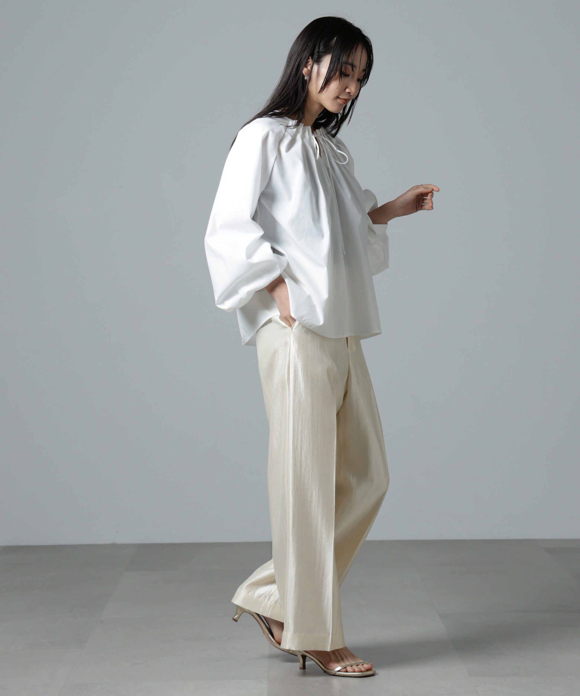 nano･universe「シャイニーサテンイージーパンツ」|チノ|