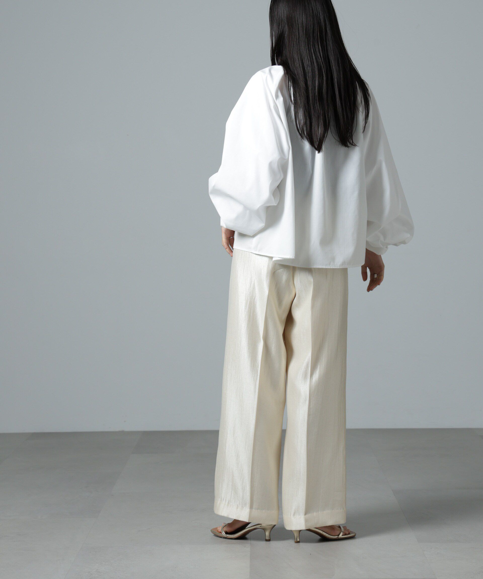 nano･universe「シャイニーサテンイージーパンツ」|チノ|