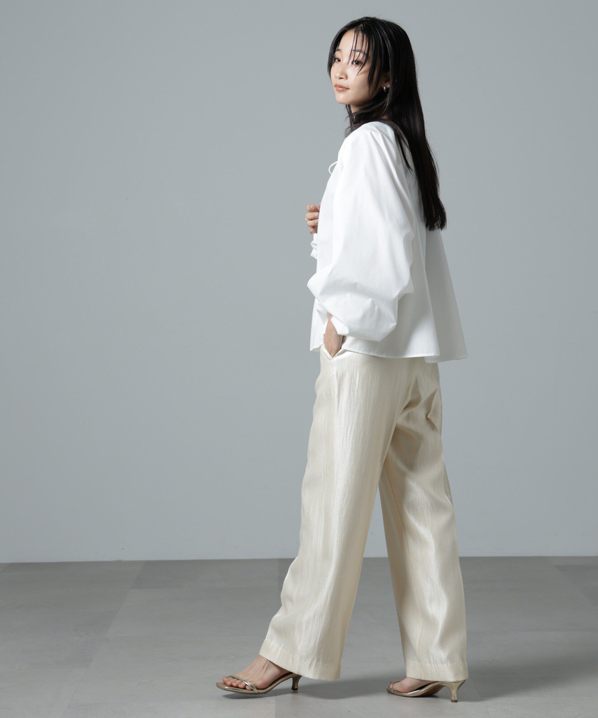 nano･universe「シャイニーサテンイージーパンツ」|チノ|