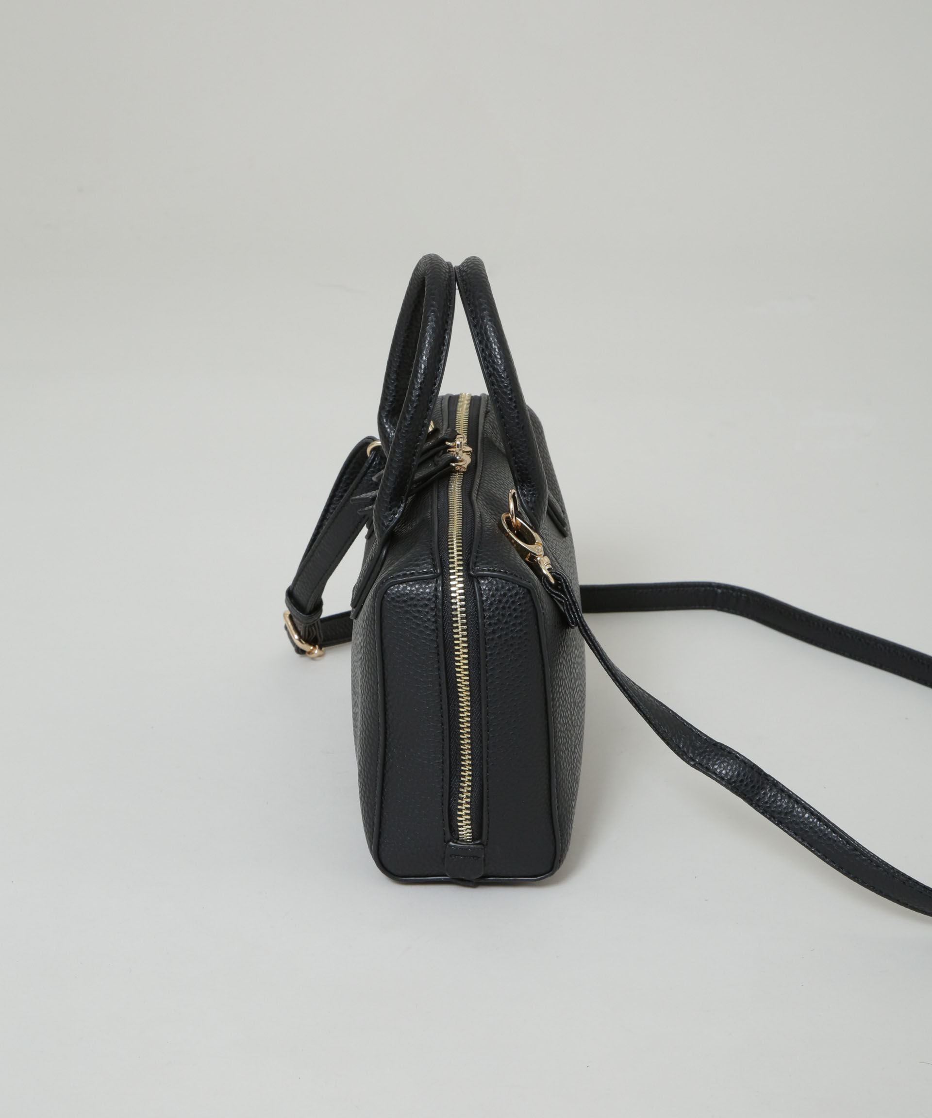 nano･universe「2wayショルダースクエアミニボストンバッグ」|ショルダー・メッセンジャー|