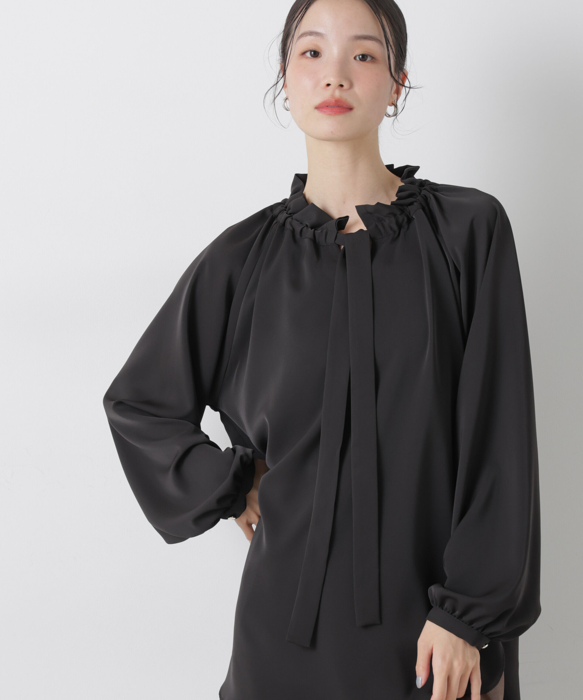 nano･universe「フリルカラーボータイブラウス」|シャツ・ブラウス|