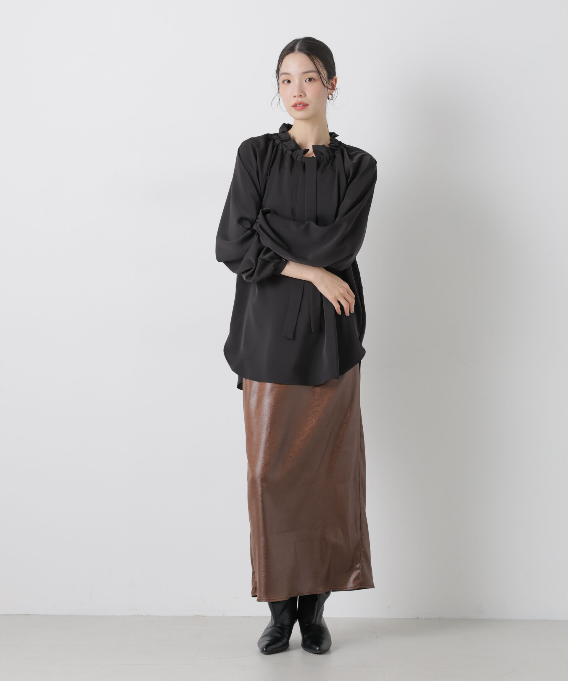 nano･universe「フリルカラーボータイブラウス」|シャツ・ブラウス|