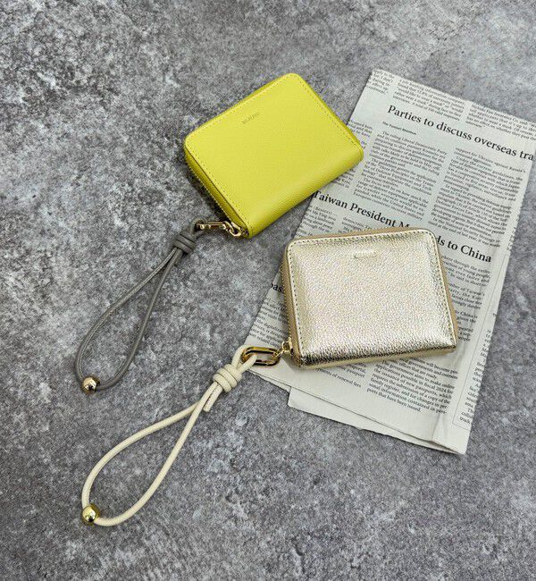 fredy emue「【WEB限定】【BEAURE/ビュレ】レザーストラップウォレット M」|財布|