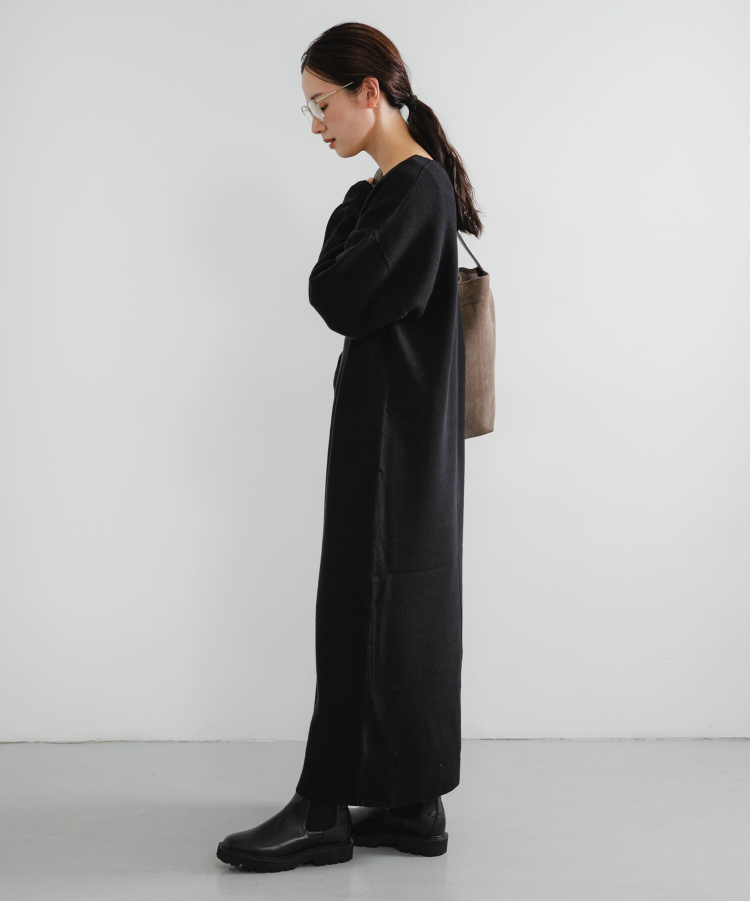 URBAN RESEARCH「深Vネックニットワンピース」|ワンピース|