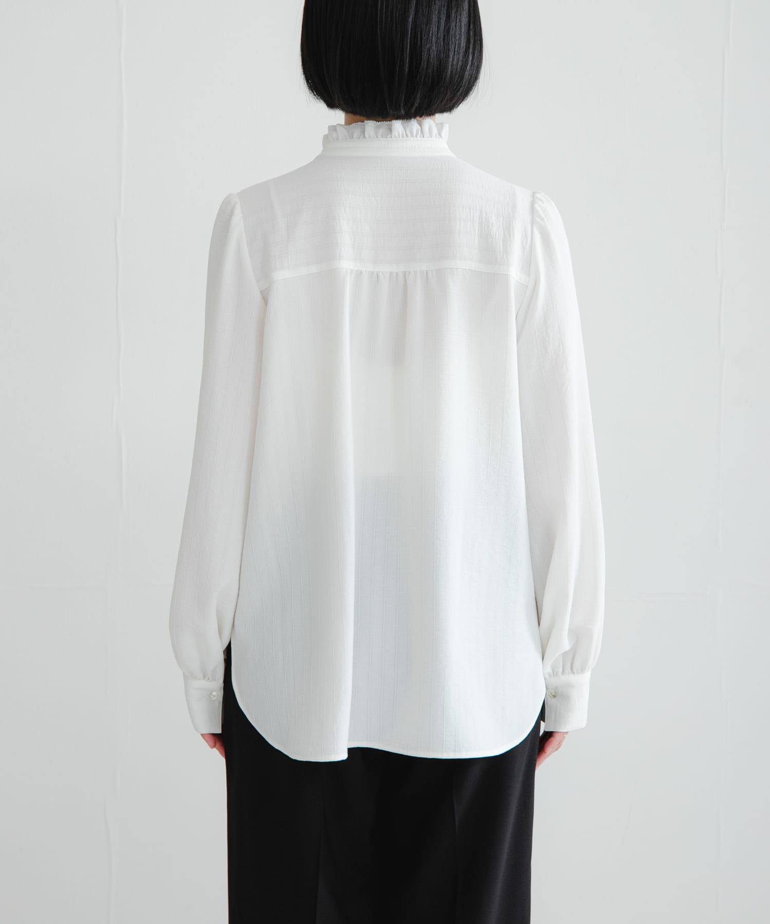 URBAN RESEARCH「ドビーストライプフリルブラウス」|シャツ・ブラウス|