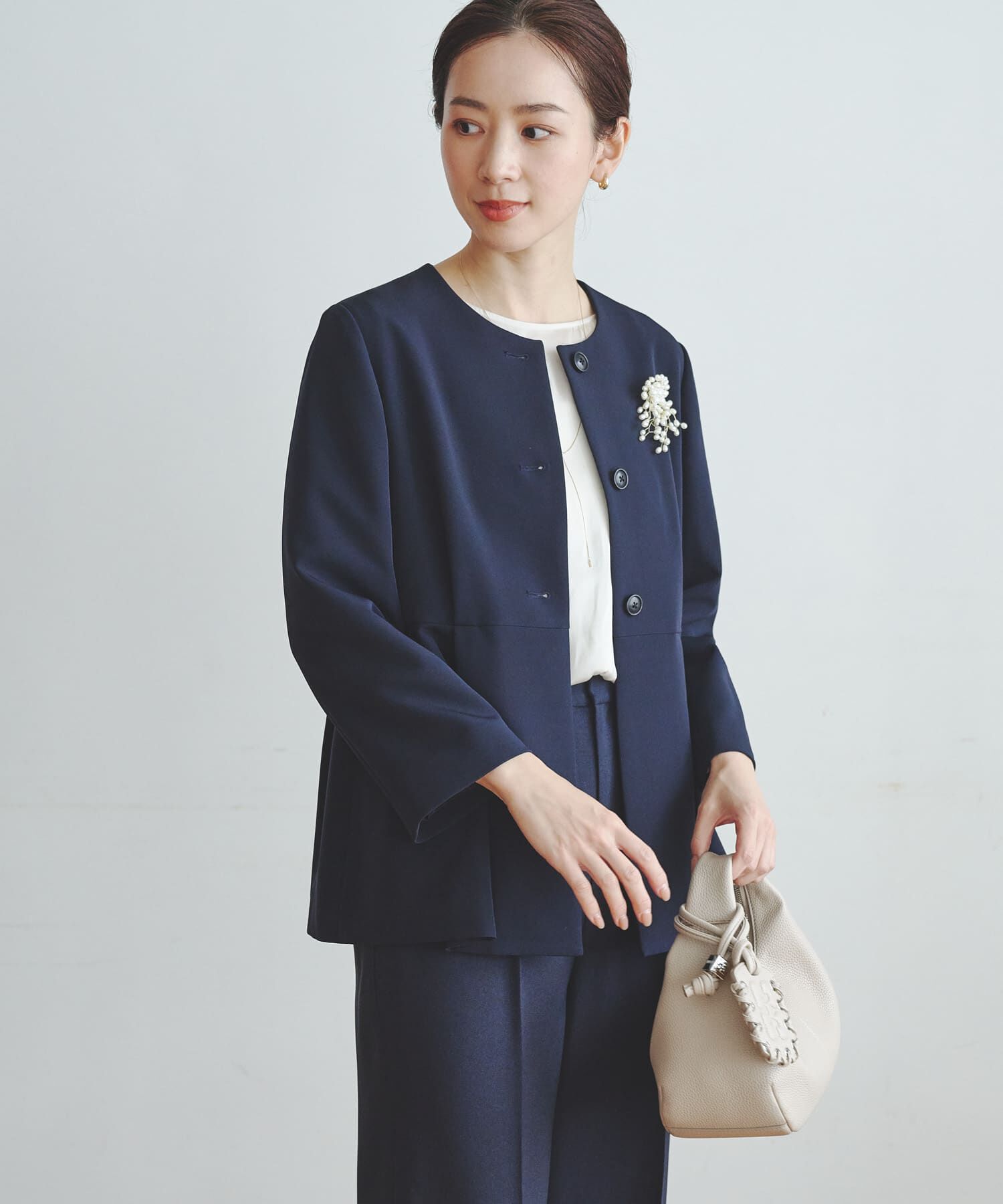 URBAN RESEARCH「ノーカラーペプラムジャケット」|ノーカラージャケット|