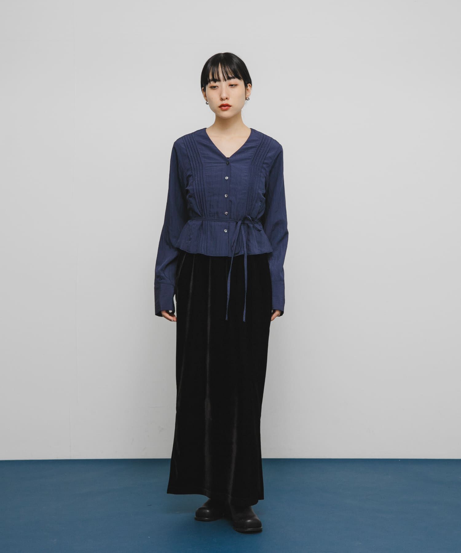  「ピンタックVネックブラウス」|シャツ・ブラウス|