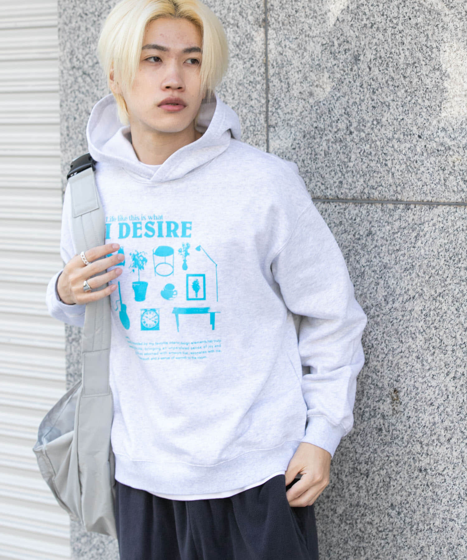 SENSE OF PLACE by URBAN RESEARCH「Furniture Graphic hoodie」|パーカー|