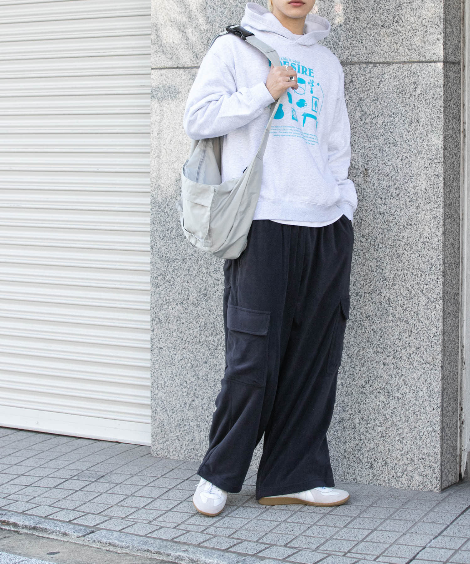 SENSE OF PLACE by URBAN RESEARCH「Furniture Graphic hoodie」|パーカー|