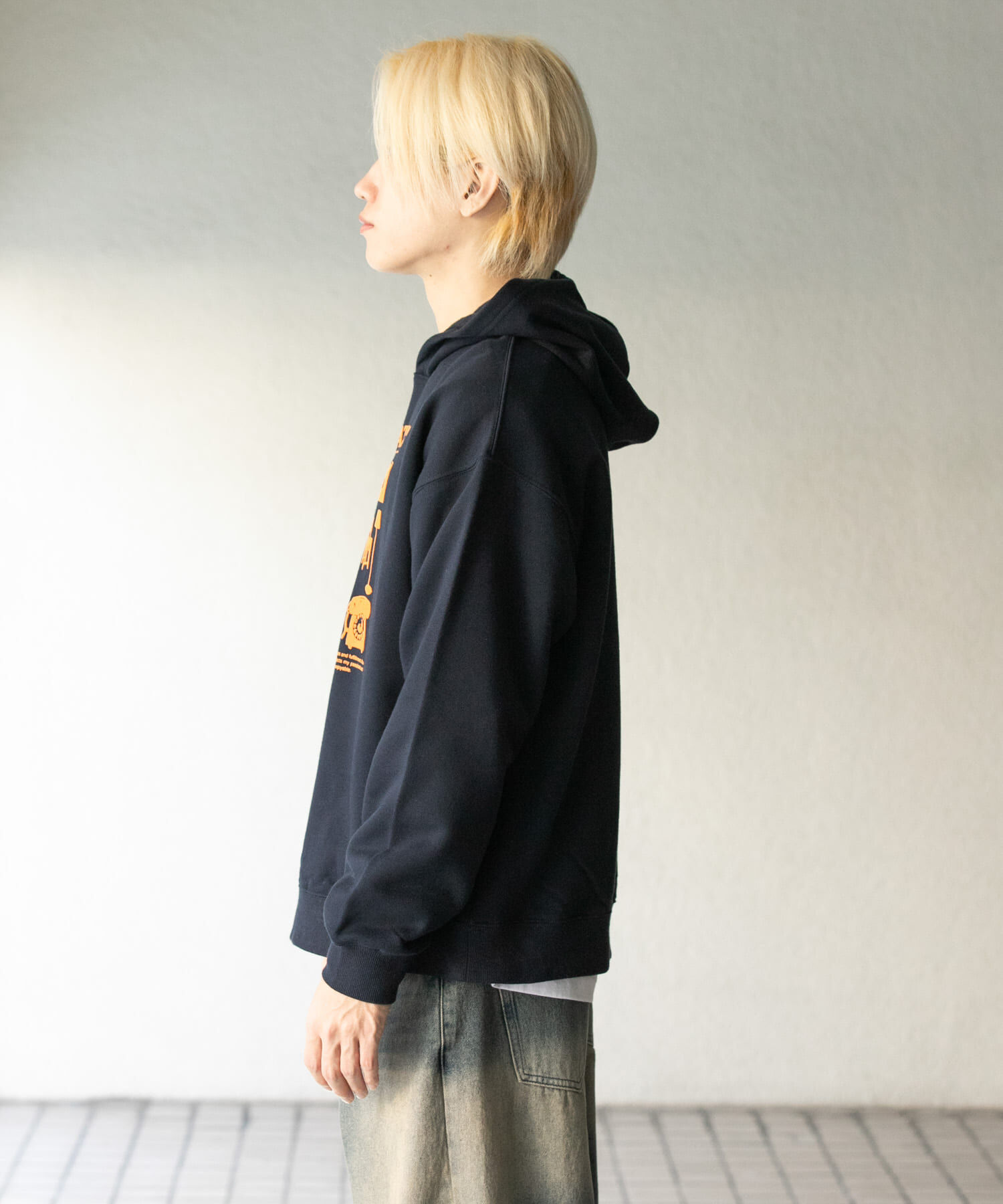 SENSE OF PLACE by URBAN RESEARCH「Furniture Graphic hoodie」|パーカー|