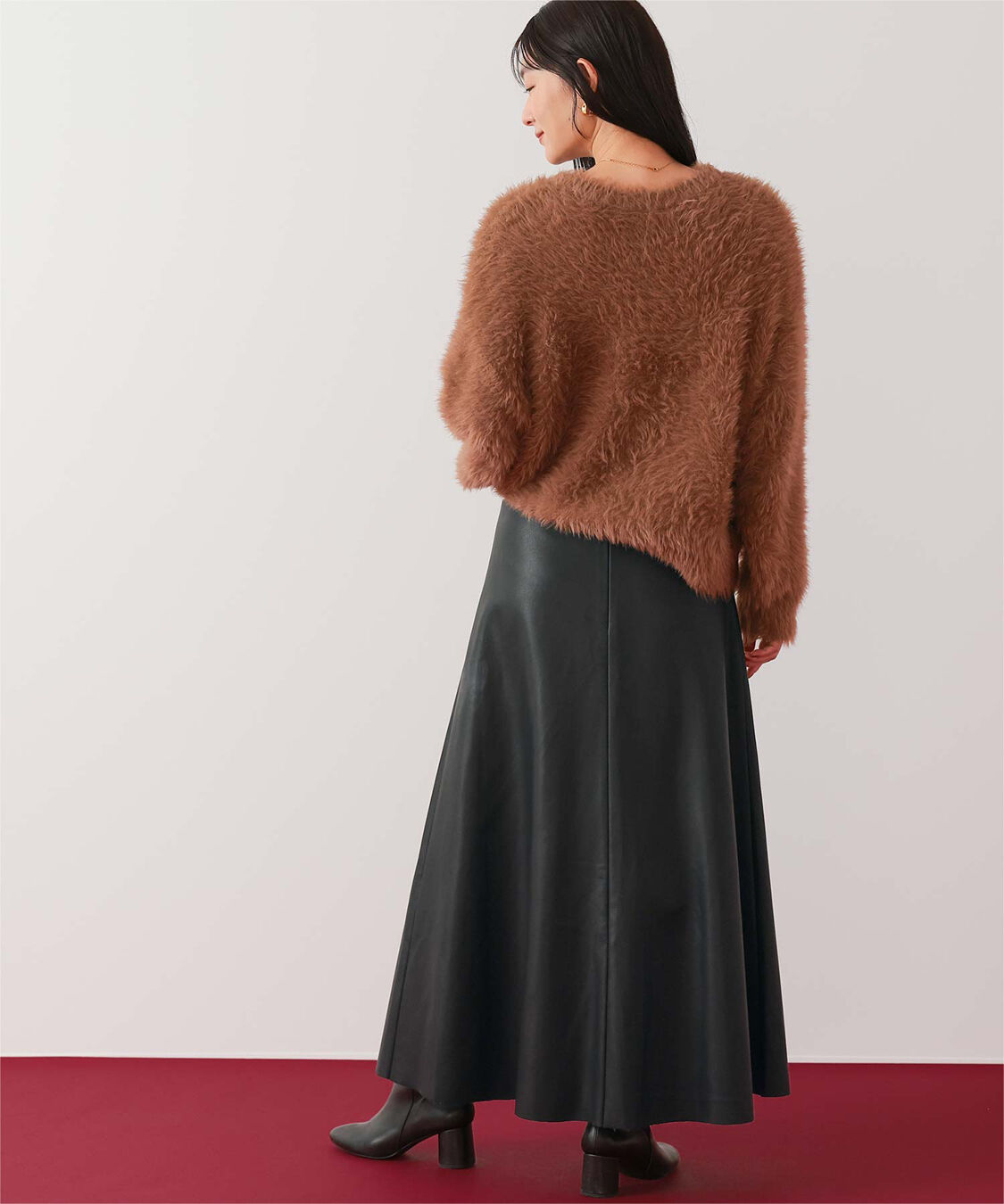 ur's「フェイクレザーフレアスカート」|スカート|