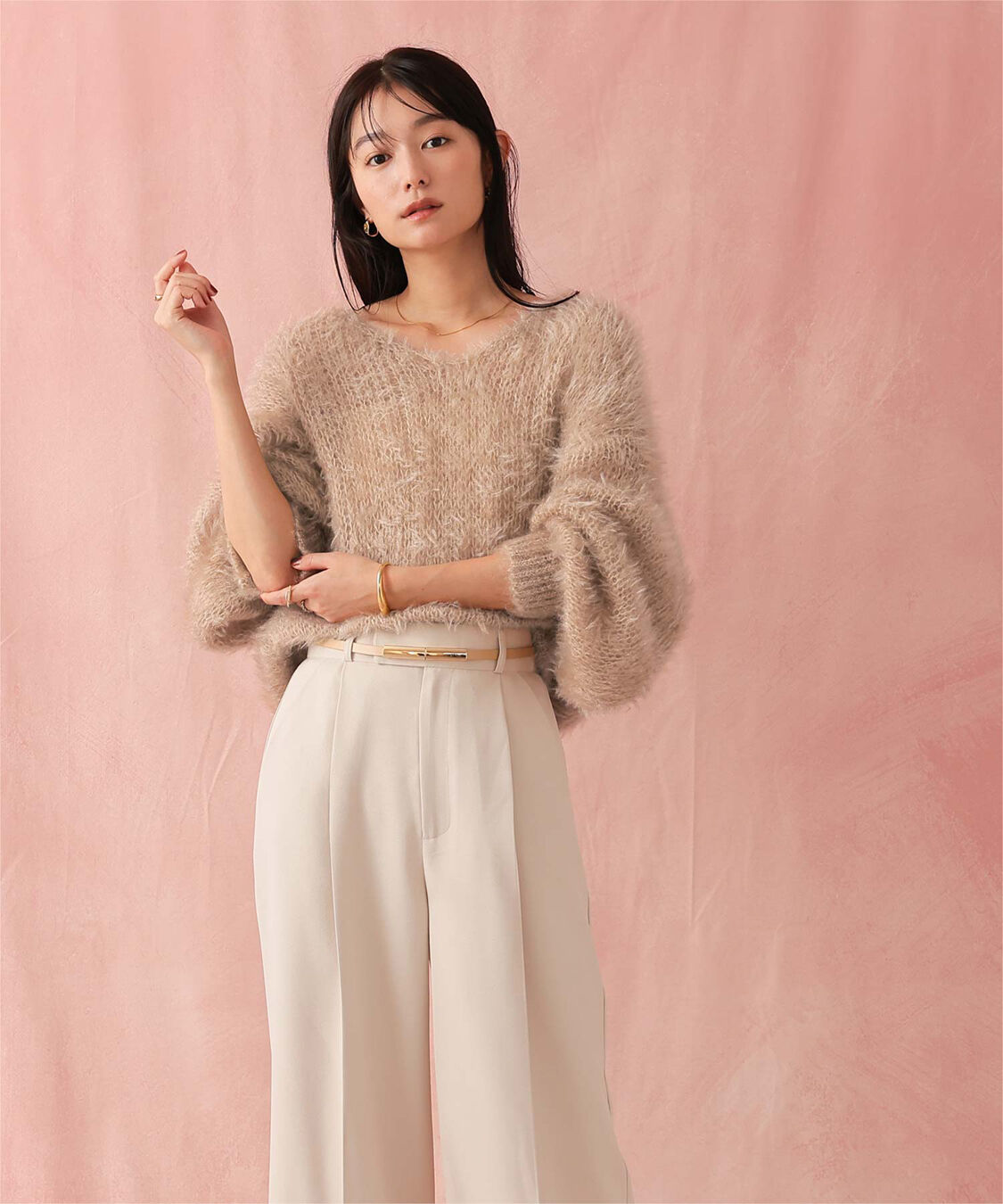 ur's「Vネックオーバーサイズシアーローゲージニット」|ニット・セーター|