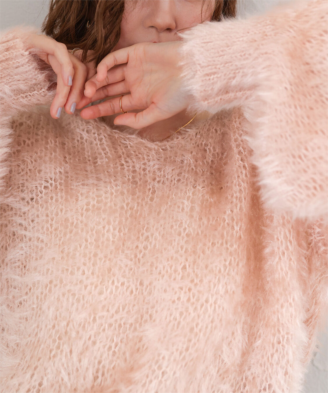 ur's「Vネックオーバーサイズシアーローゲージニット」|ニット・セーター|