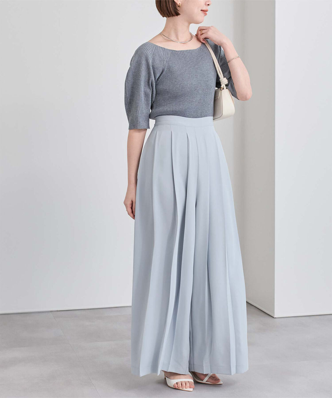 ur's「プリーツワイドパンツ」|スラックス|