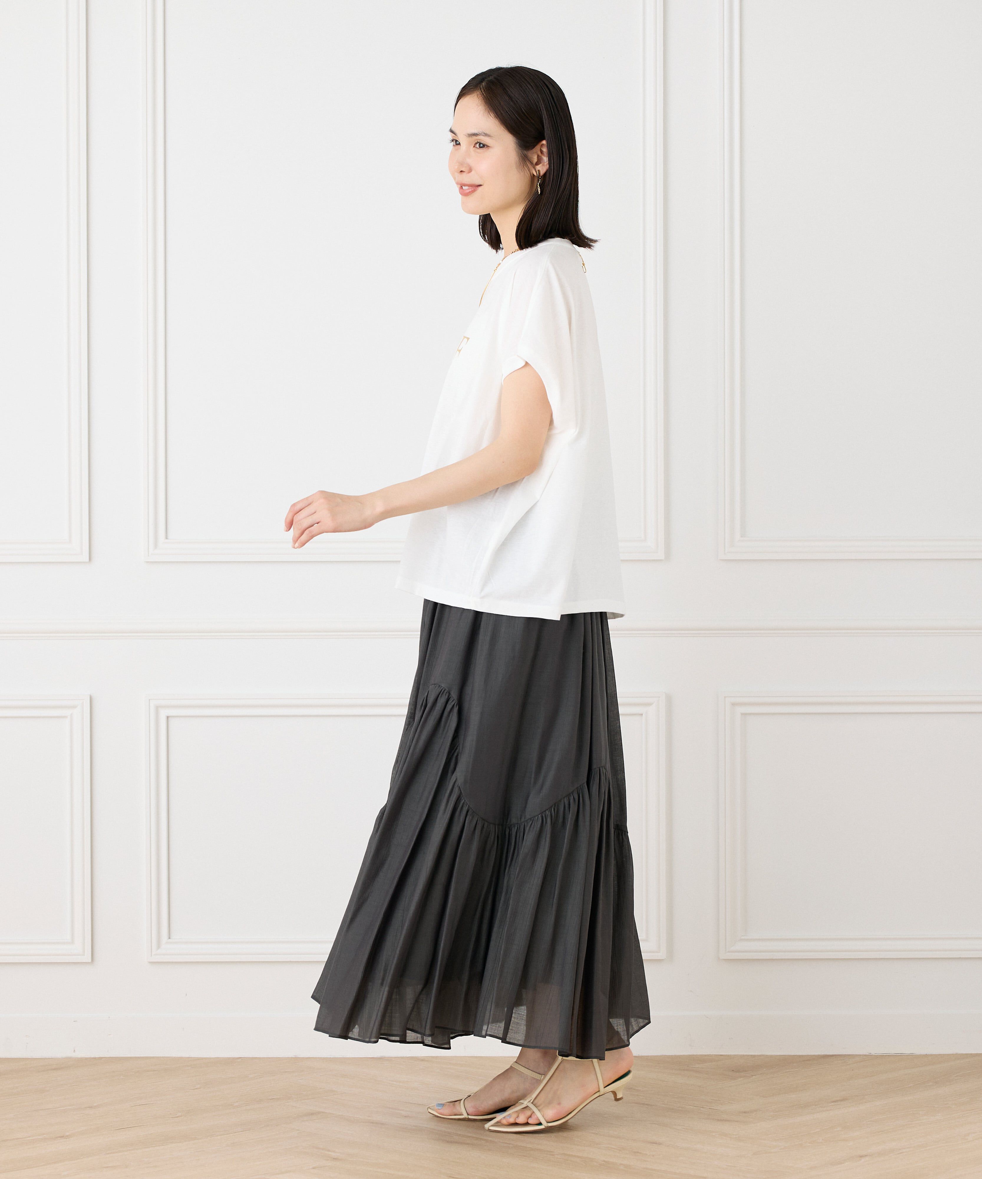 INED「《大きいサイズ》アシンメトリー切り替えギャザースカート」|フレア|