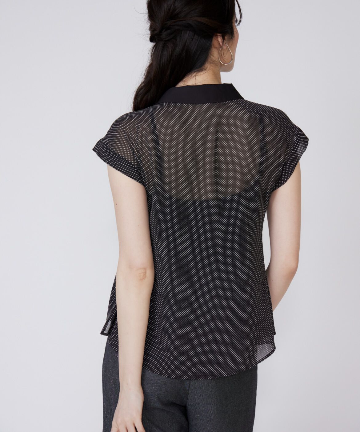 Maglie le cassetto「《大きいサイズ》衿配色シアードットブラウス」|シャツ・ブラウス|