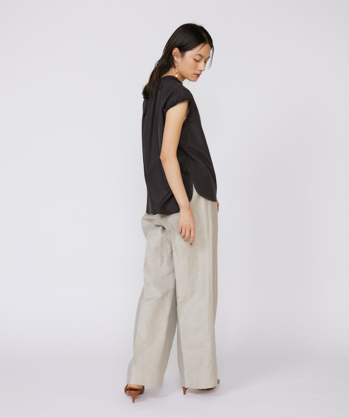 INED「《大きいサイズ》ラメワンタックワイドパンツ」|その他|