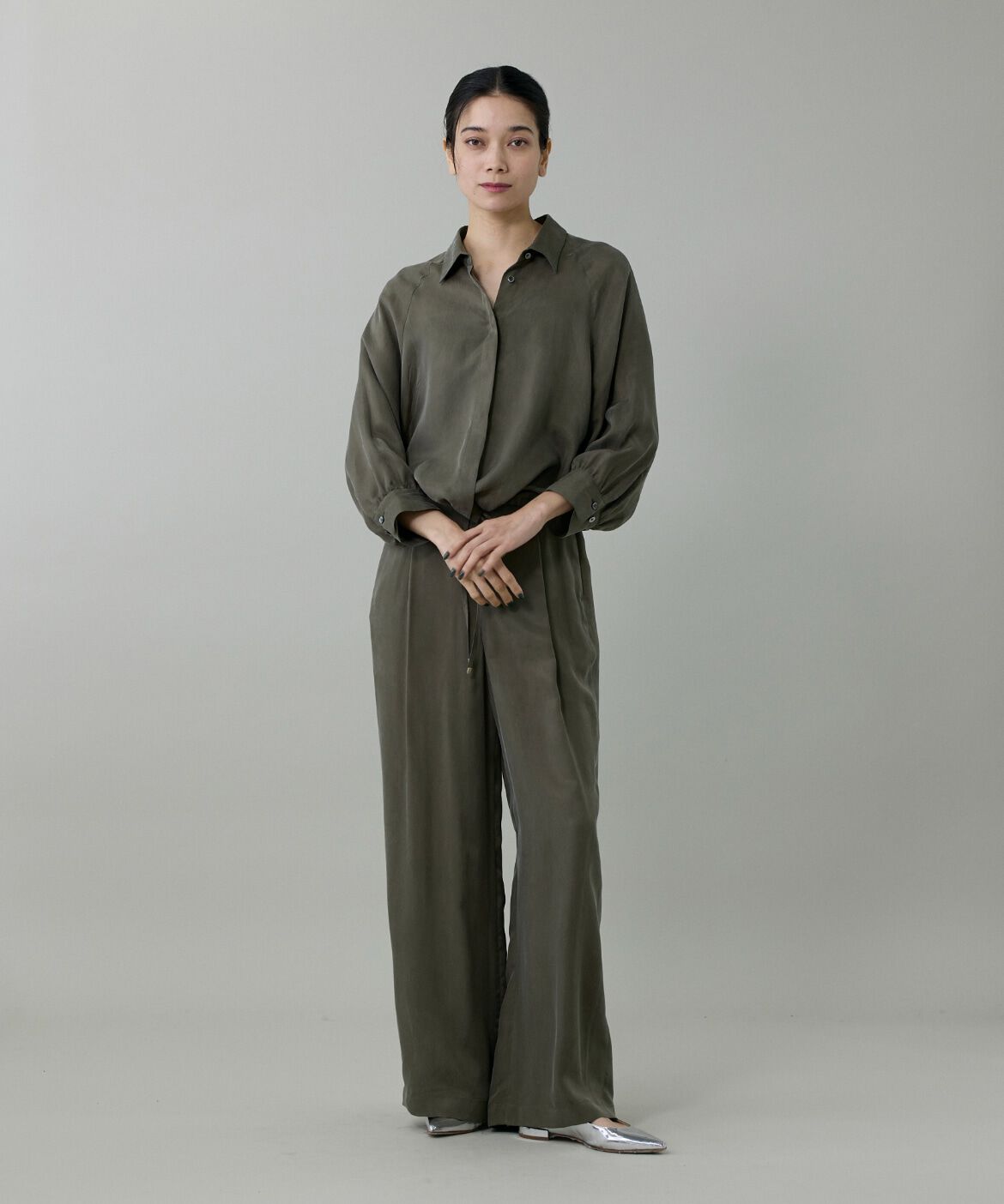 INED「キュプラフィブリルストレートパンツ」|その他|