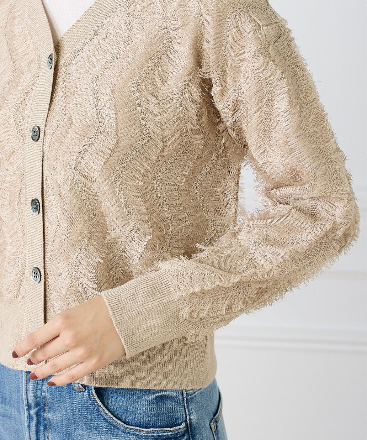 INED「フリンジVネックカーディガン」|カーディガン|