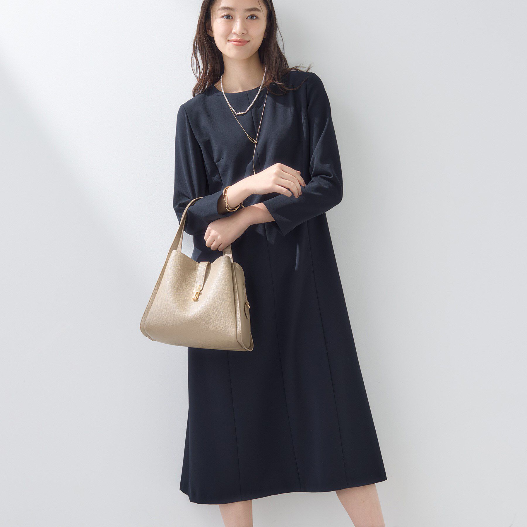 INDIVI「【上品光沢／セレモニー／SETUP可能】スタイルUPワンピース」|ワンピース|