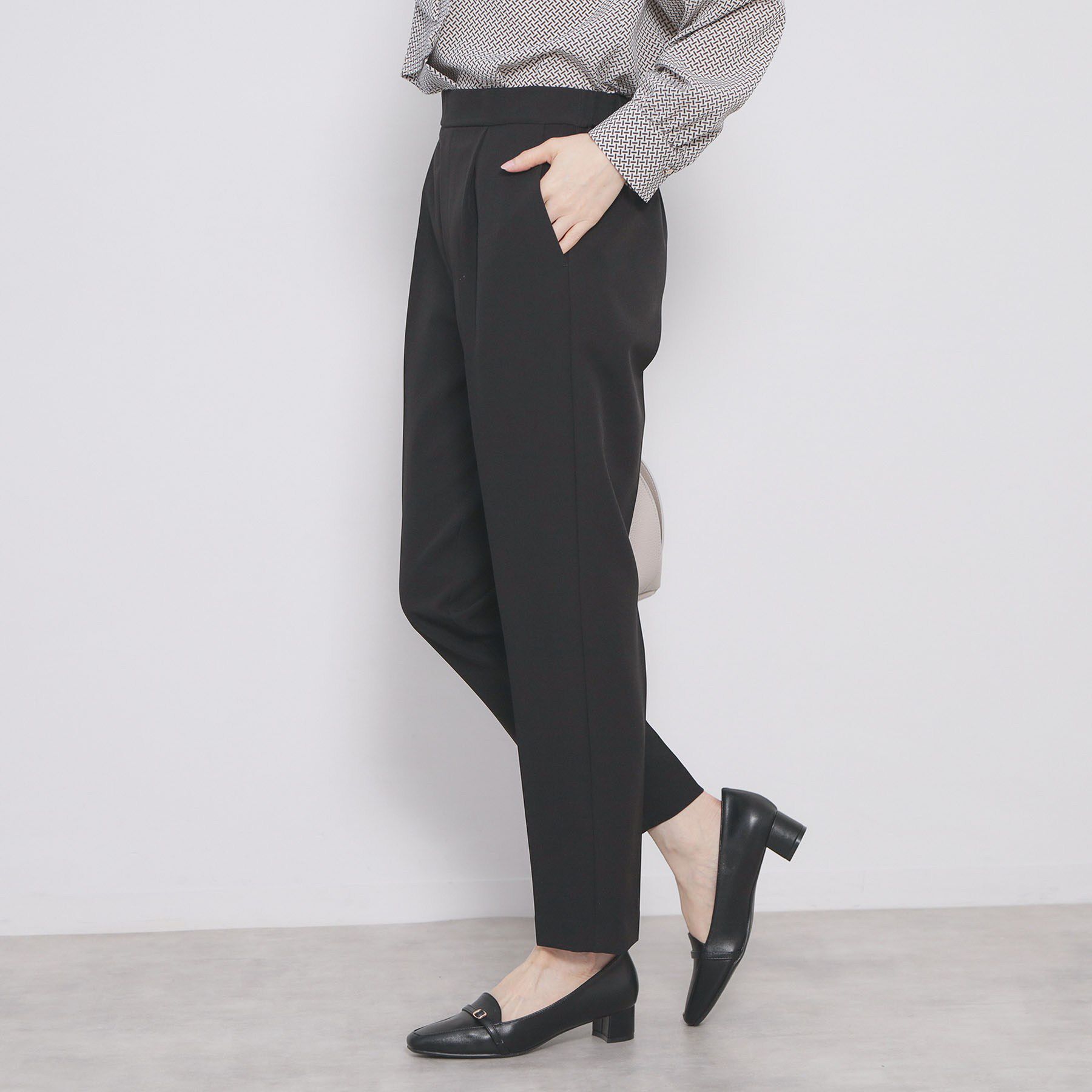 index「ストレッチイージーテーパードパンツ【洗濯機OK/イージーアイロン】」|その他|