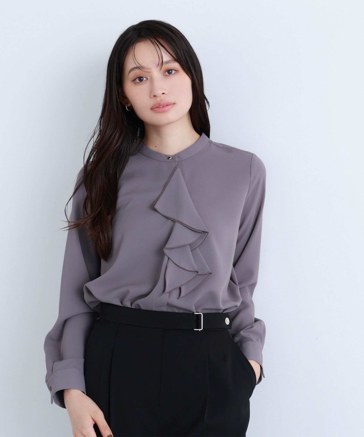  「ダブルラッフルボウブラウス」|シャツ・ブラウス|チャコール1