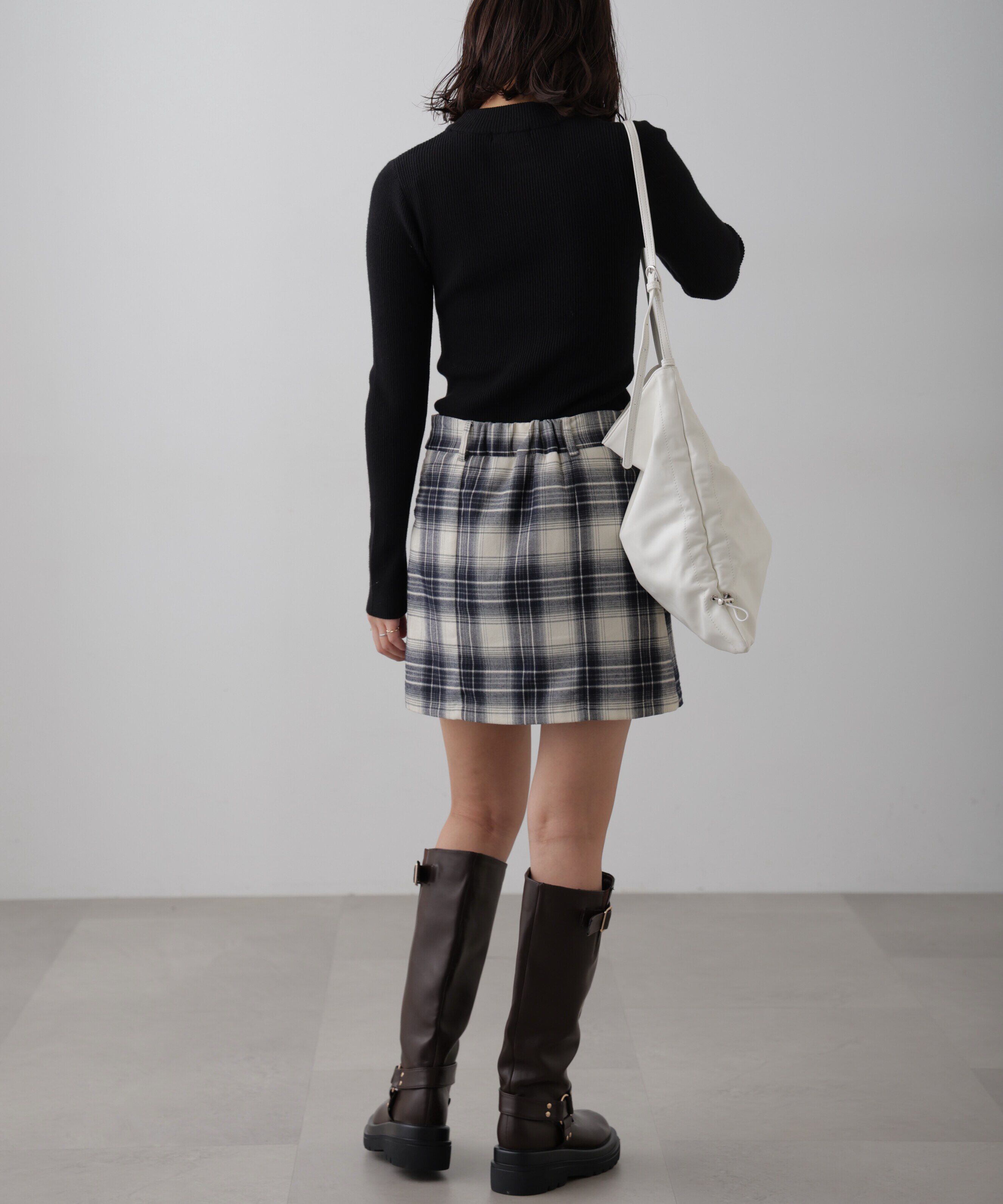  「〈洗える〉マシンウォッシャブルボトルネックニット」|ニット・セーター|