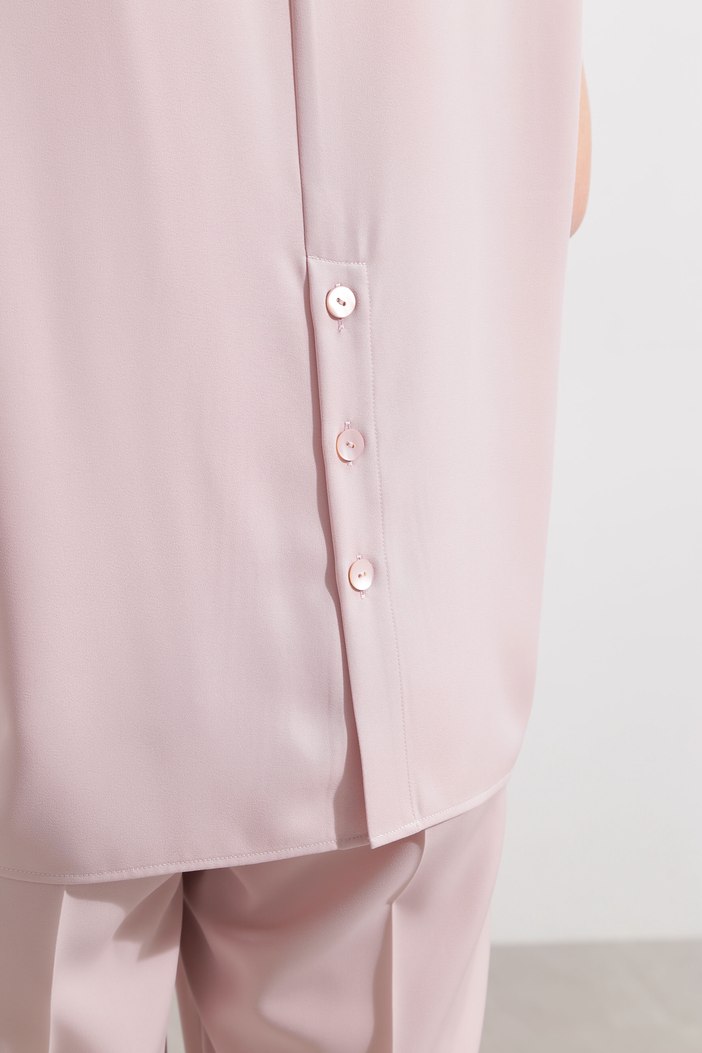  「◆バックボタンブラウス」|シャツ・ブラウス|