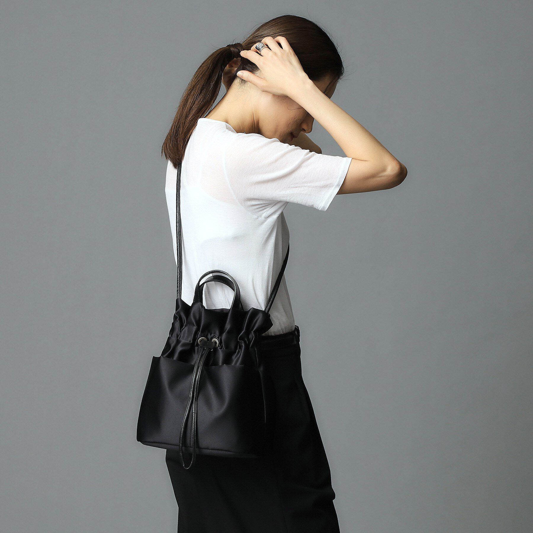 HIROKO HAYASHI「LUINI SATINE（ルイーニ サティーネ）ショルダーバッグ」|ショルダー・メッセンジャー|