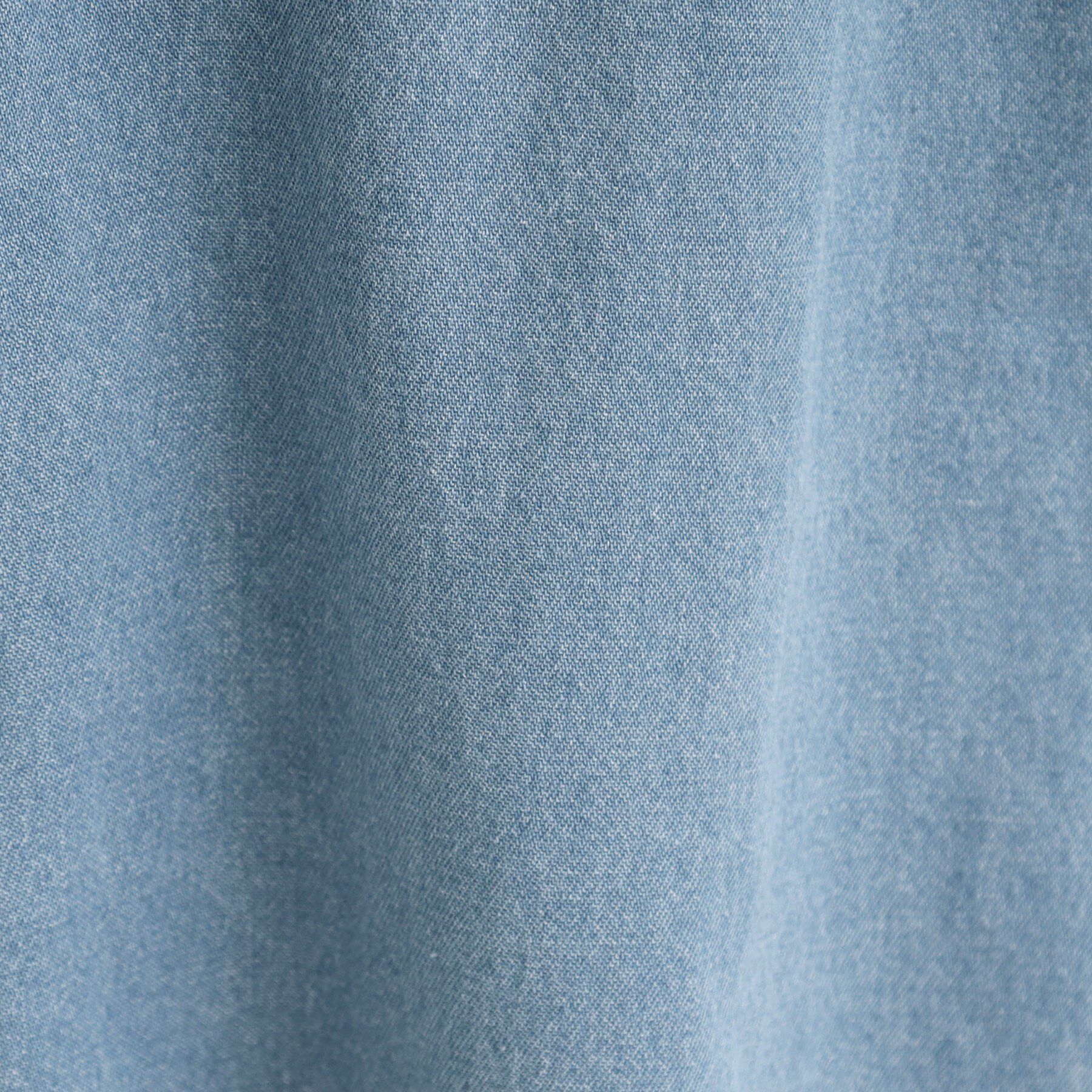 SHOO･LA･RUE「【S-LL】大人のカジュアルコーデに こなれデニムシャツ」|シャツ・ブラウス|