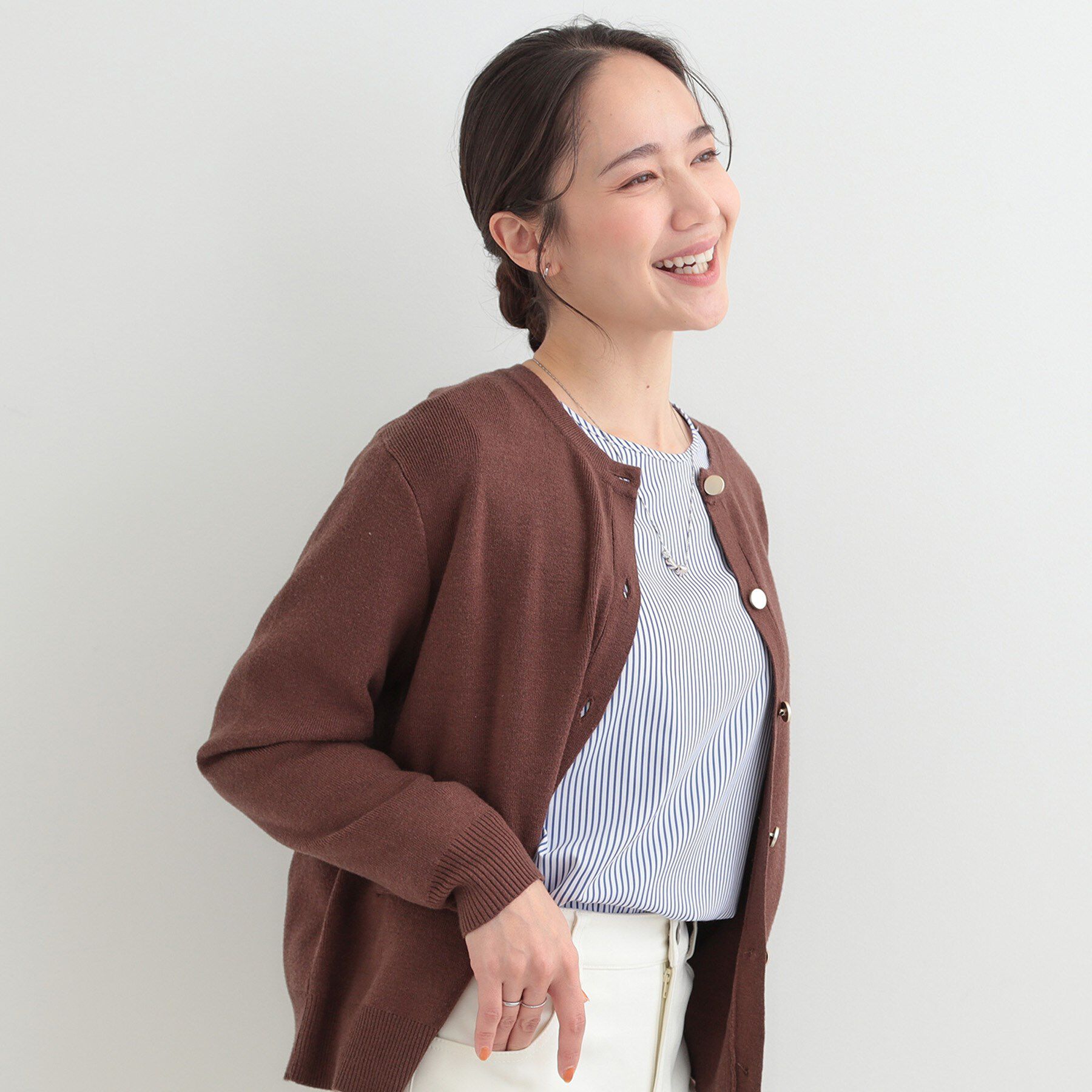 SHOO･LA･RUE「【2点セット/S-LL/洗濯機可】軽くてきれい見え ニットベスト＋ブラウス」|ニット・セーター|